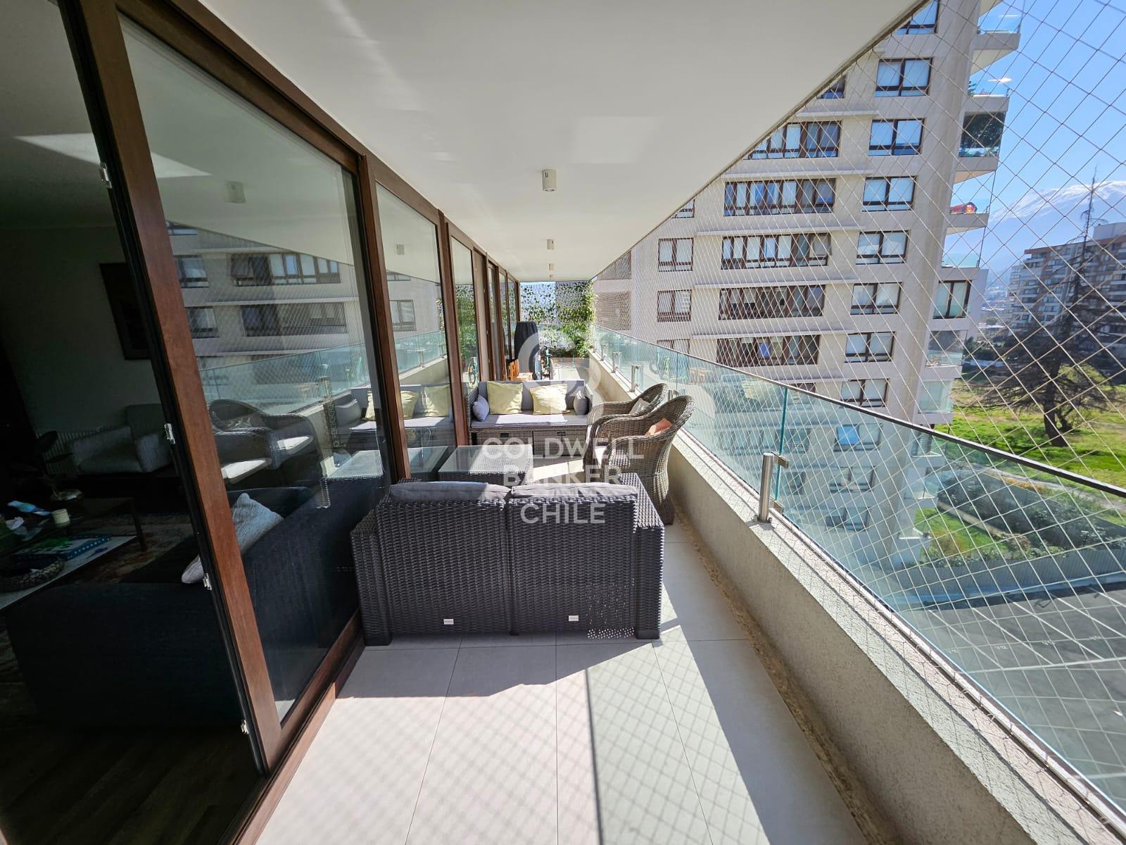 Lo Barnechea, Chile, 3 Bedrooms Bedrooms, ,3 BathroomsBathrooms,Residential,For Sale,1948551