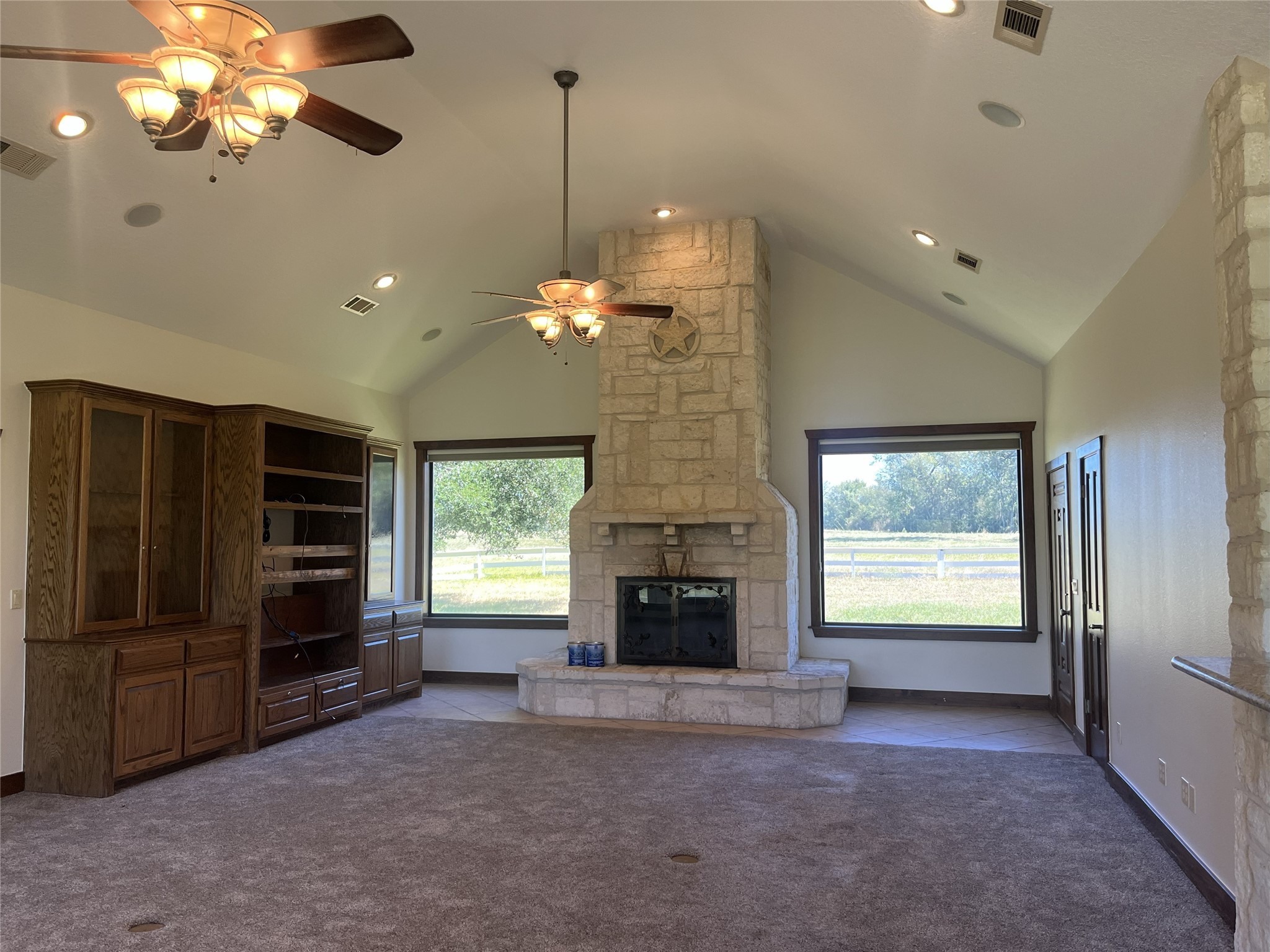 Montgomery, Texas, 77316, United States, 4 Bedrooms Bedrooms, ,3 BathroomsBathrooms,Residential,For Sale,1988300