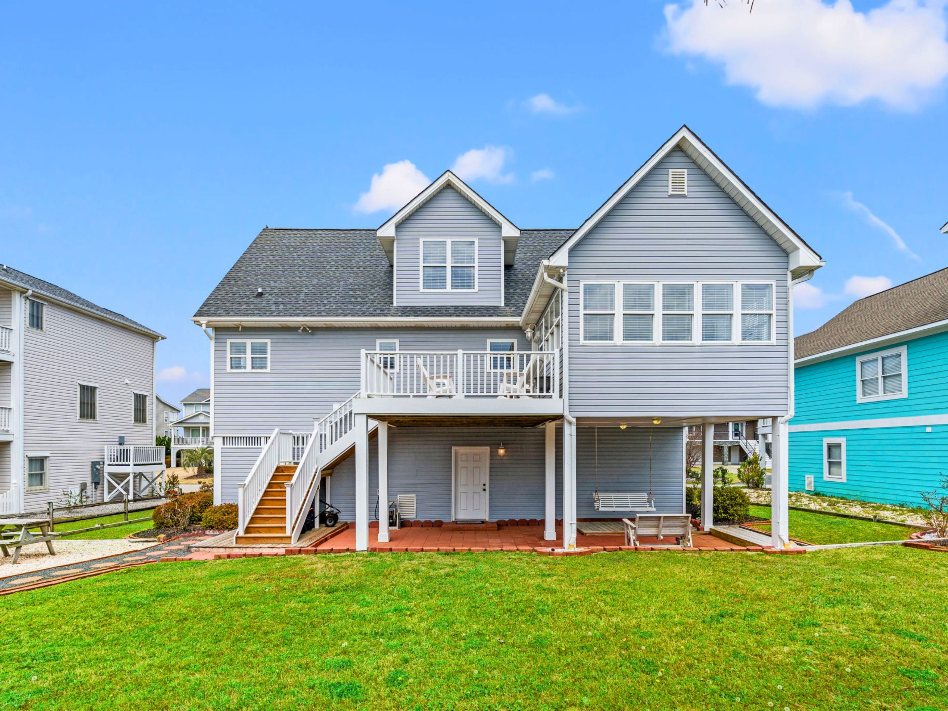  155 Yacht Watch Drive, Holden Beach, NC 28462 - 物件實景