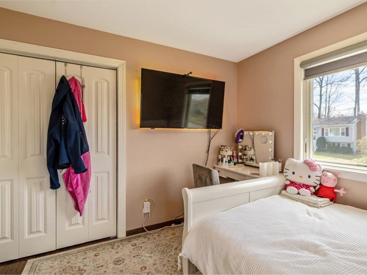 Essex Junction, Vermont, 05452, United States, 3 Bedrooms Bedrooms, ,1 BathroomBathrooms,Residential,For Sale,1827239