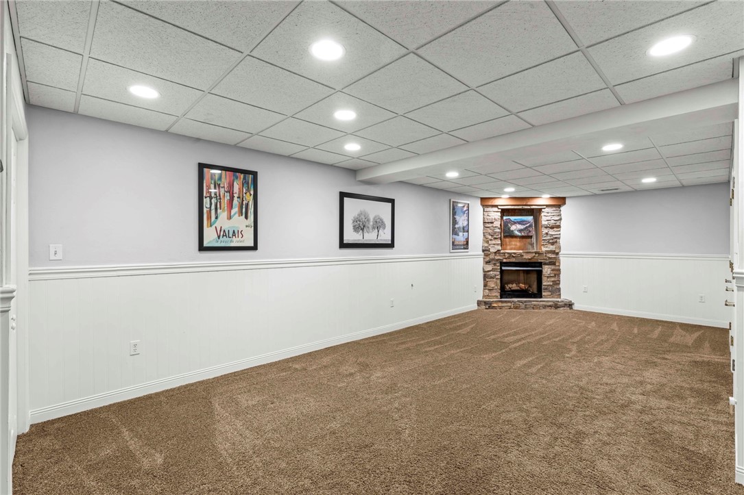 Venetia, Pennsylvania, 15367, United States, 4 Bedrooms Bedrooms, ,4 BathroomsBathrooms,Residential,For Sale,1987098