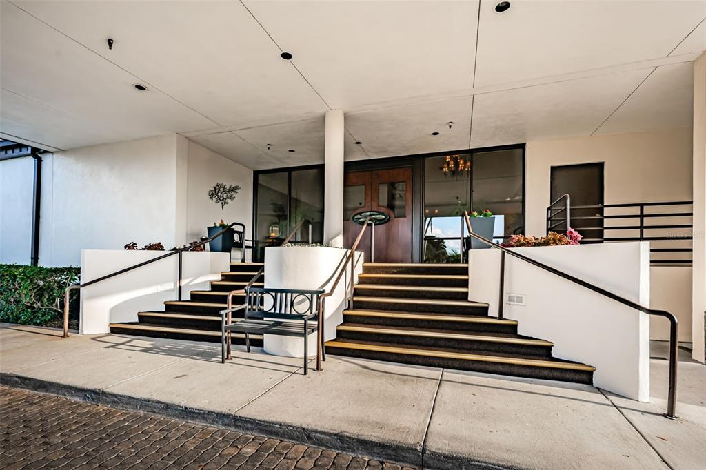 Gulfport, Florida, 33707, United States, 2 Bedrooms Bedrooms, ,2 BathroomsBathrooms,Residential,For Sale,1721966