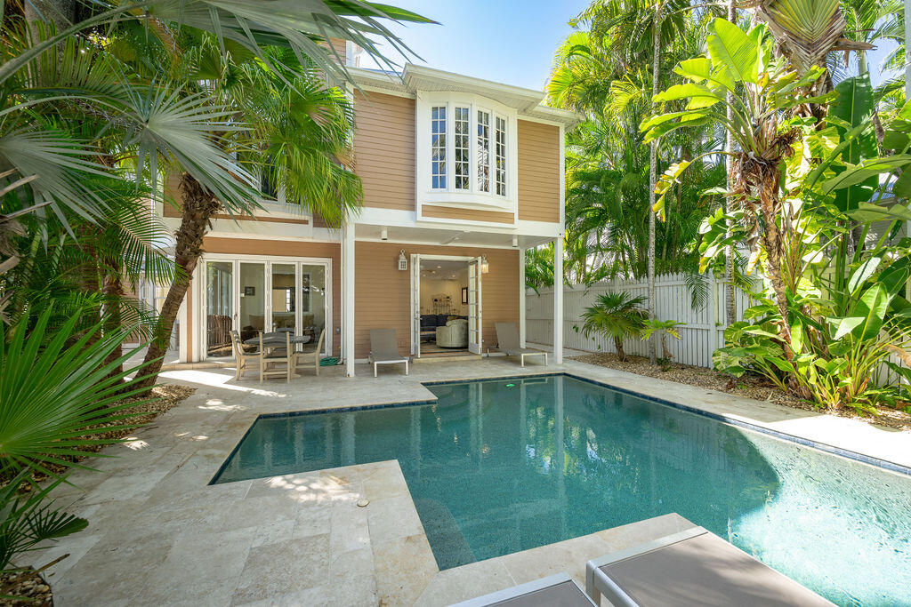 KEY WEST, Florida, 33040, United States, 5 Bedrooms Bedrooms, ,4 BathroomsBathrooms,Residential,For Sale,1847145