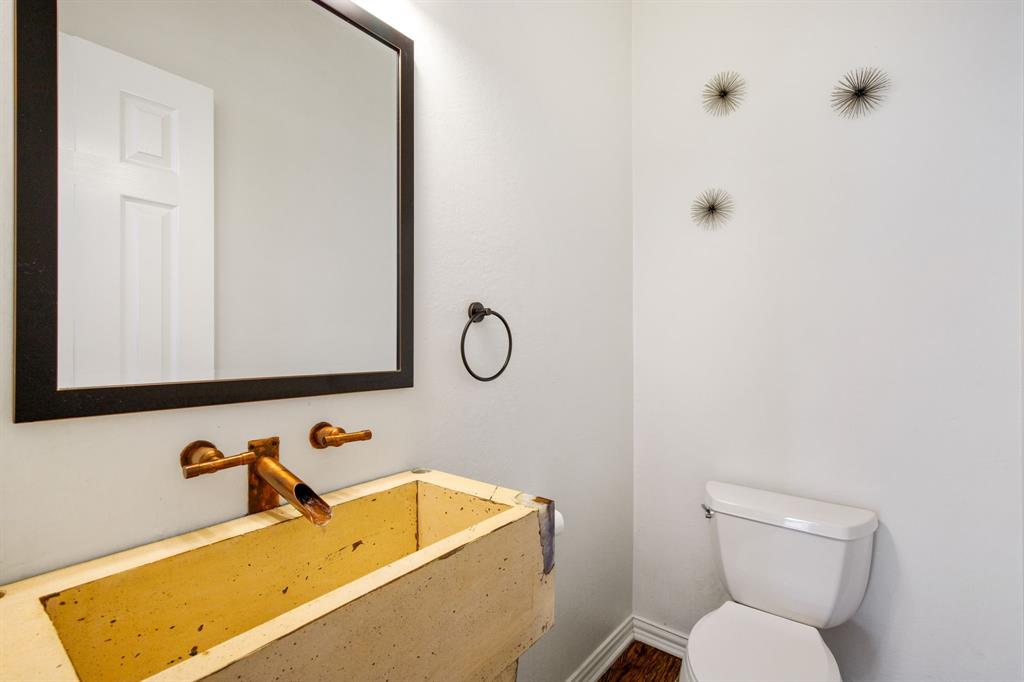 Dallas, Texas, 75235, United States, 3 Bedrooms Bedrooms, ,3 BathroomsBathrooms,Residential,For Sale,1906057
