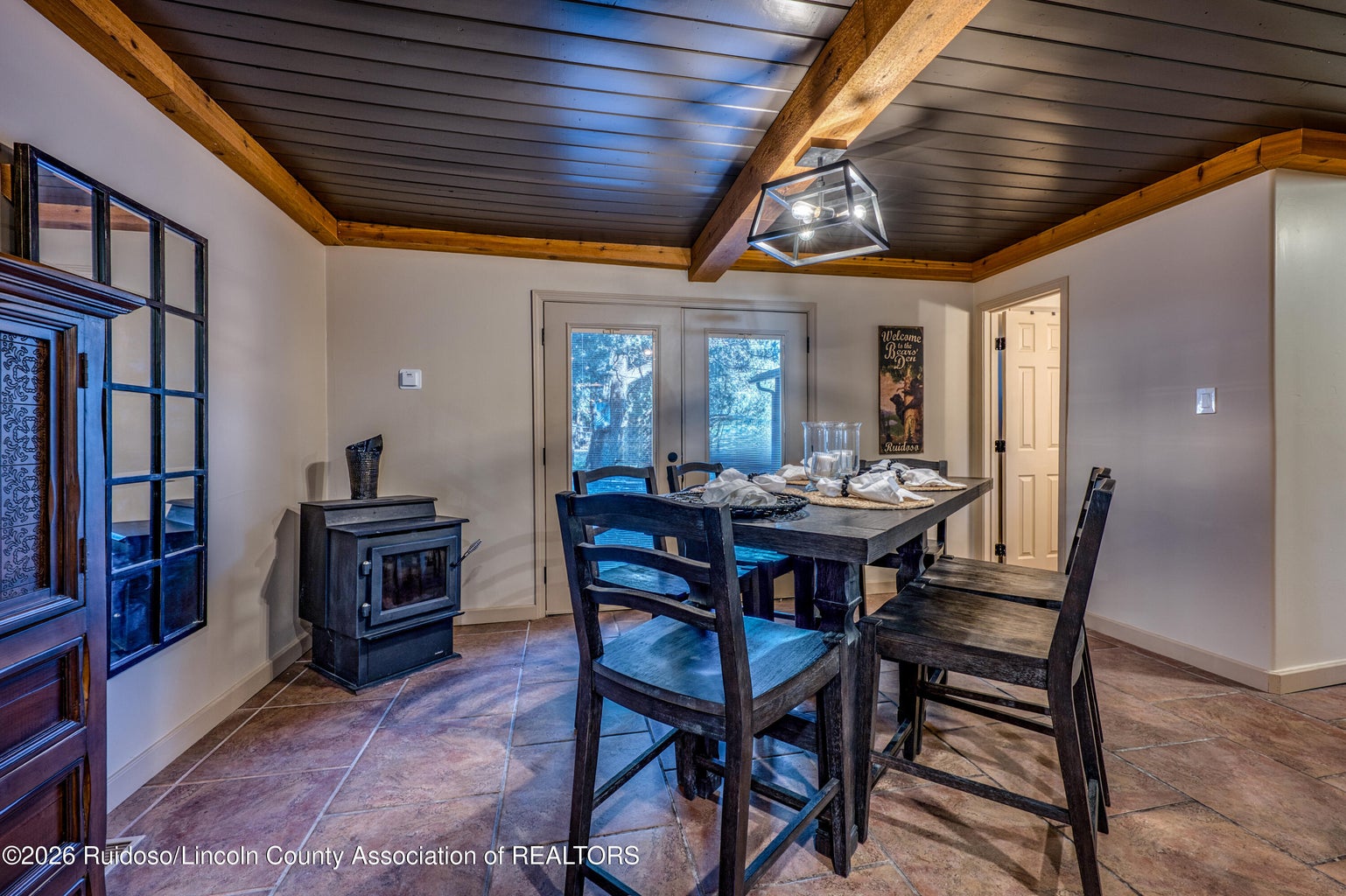 Ruidoso, New Mexico, 88345, United States, 4 Bedrooms Bedrooms, ,3 BathroomsBathrooms,Residential,For Sale,2008088