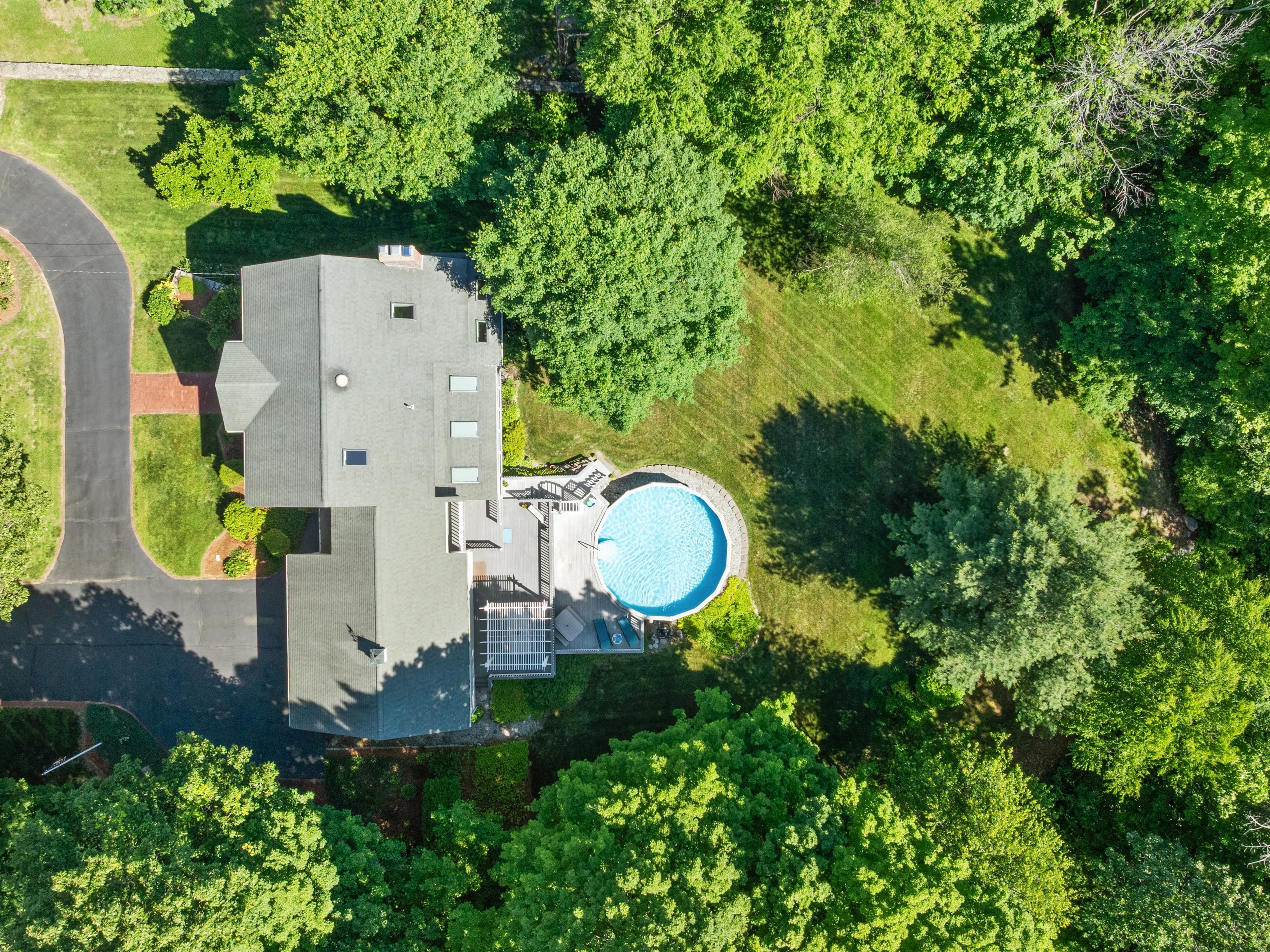  61 Beach Street, Millbury, MA 01527 - 物件實景