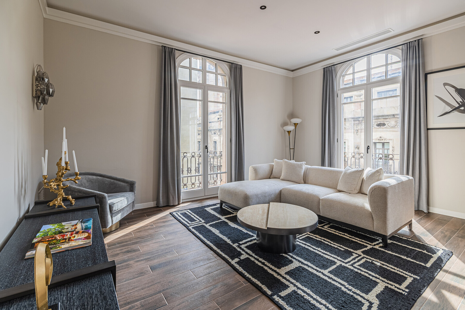  Extraordinary corner apartment on high floor with sea-views - 物件實景