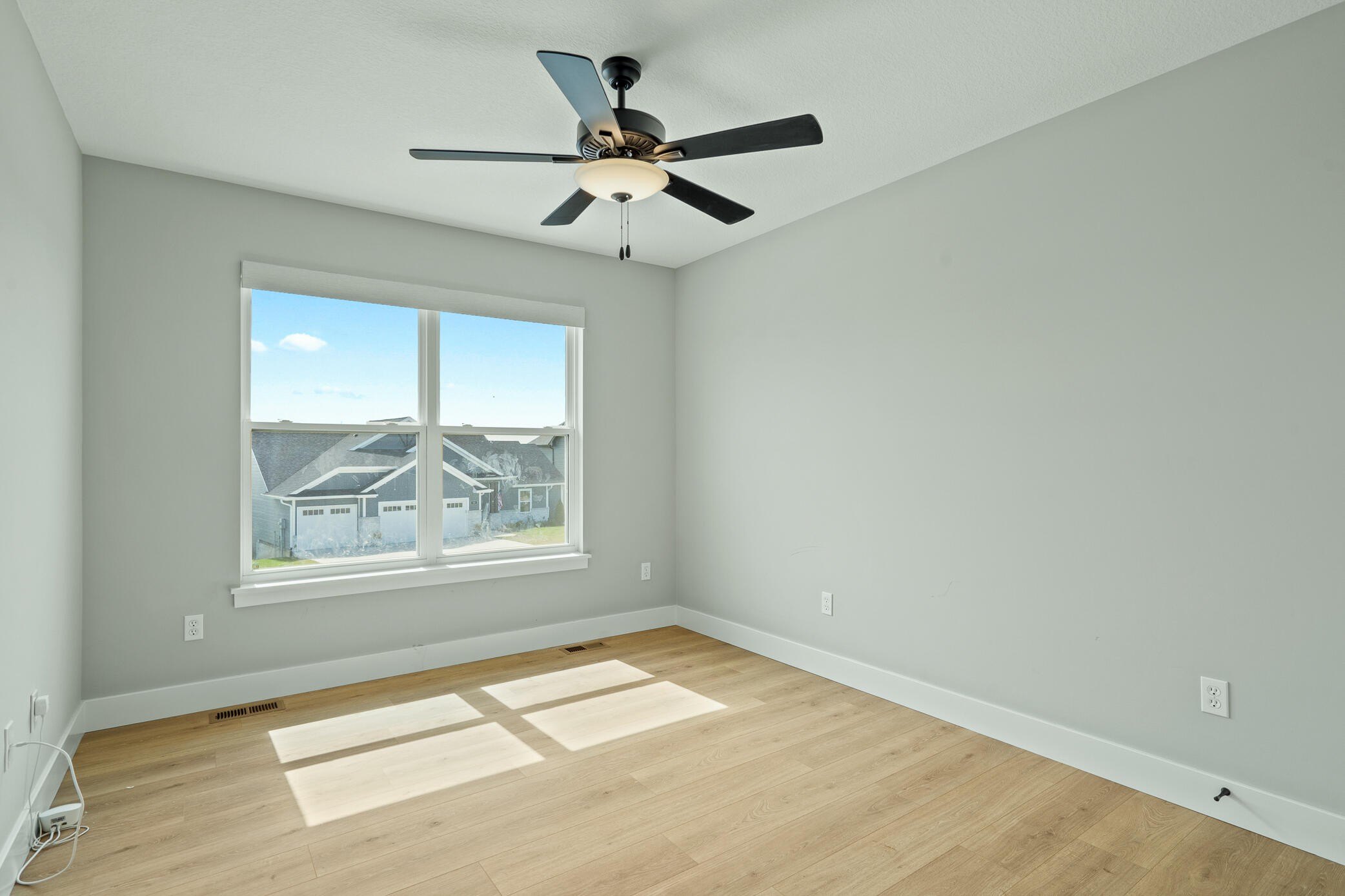 COLUMBIA, Missouri, 65203, United States, 3 Bedrooms Bedrooms, ,3 BathroomsBathrooms,Residential,For Sale,1870276