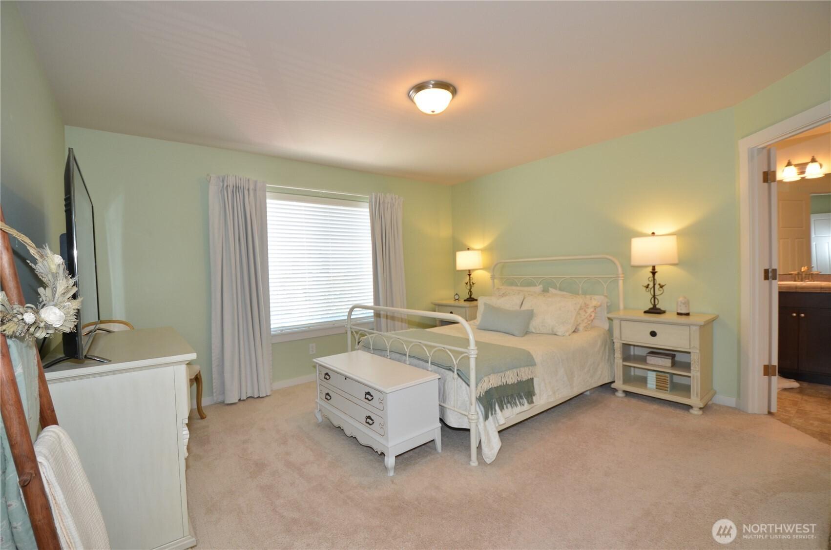 DUVALL, Washington, 98019, United States, 3 Bedrooms Bedrooms, ,3 BathroomsBathrooms,Residential,For Sale,1883370