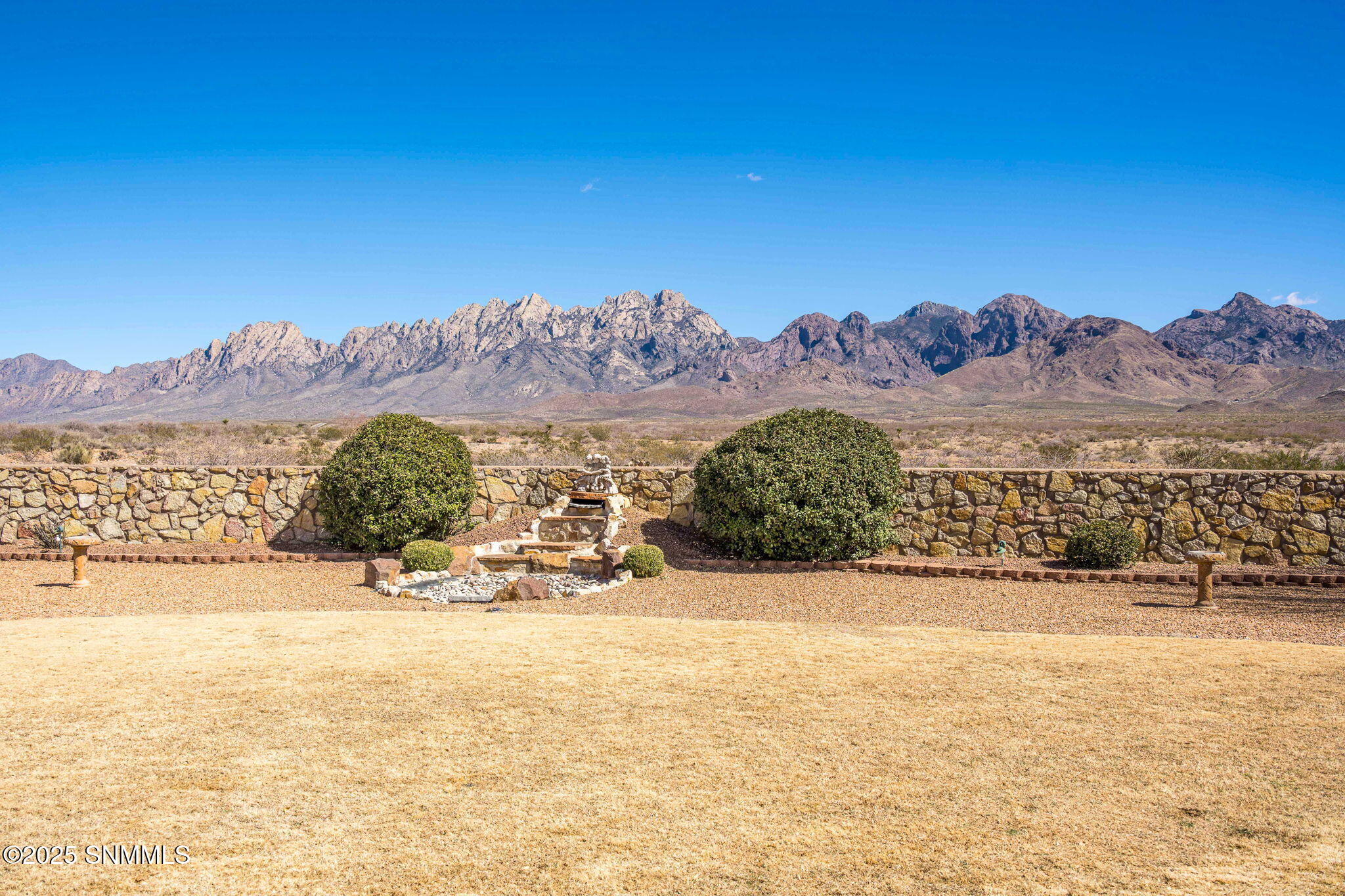 Las Cruces, New Mexico, 88011, United States, 4 Bedrooms Bedrooms, ,5 BathroomsBathrooms,Residential,For Sale,1709663