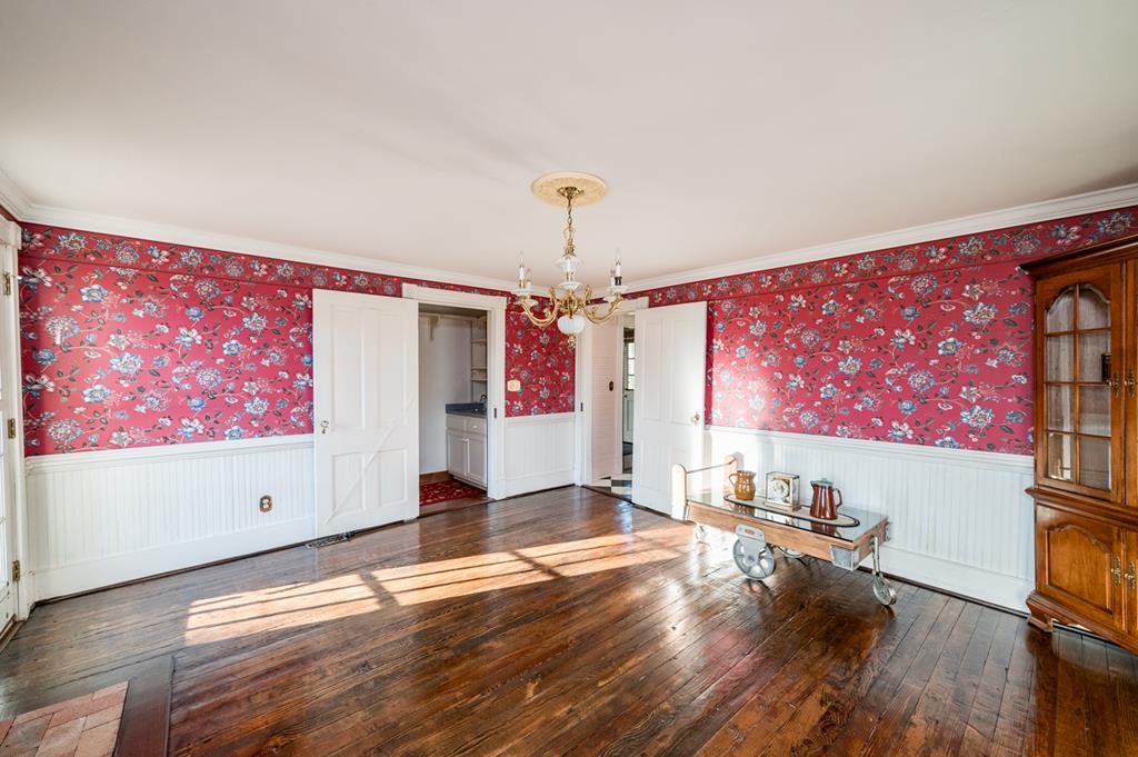 Gladstone, Virginia, 24553, United States, 2 Bedrooms Bedrooms, ,3 BathroomsBathrooms,Residential,For Sale,1801493