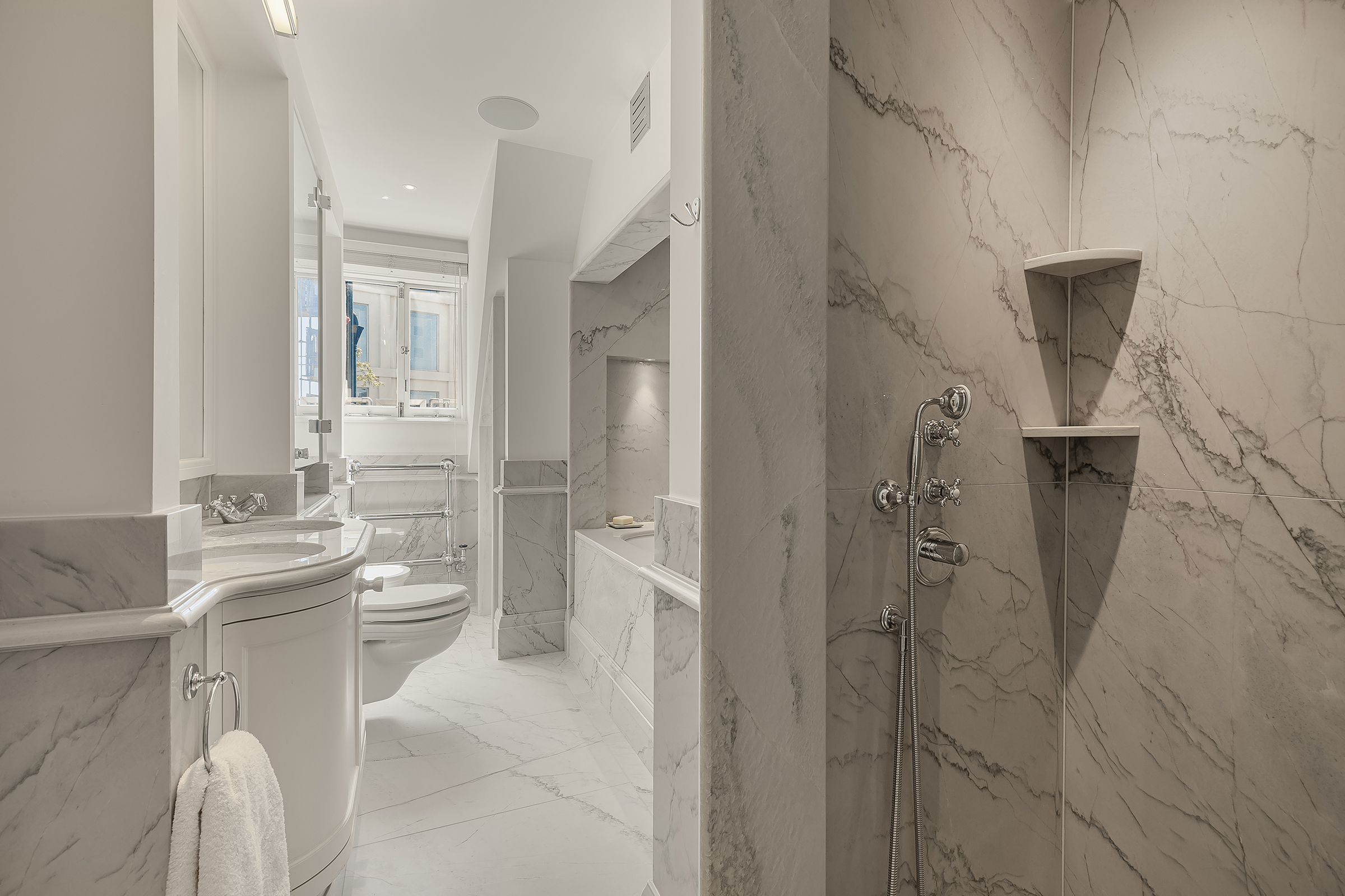  A Richly Detailed Mayfair Apartment on Mount Street - 物件實景