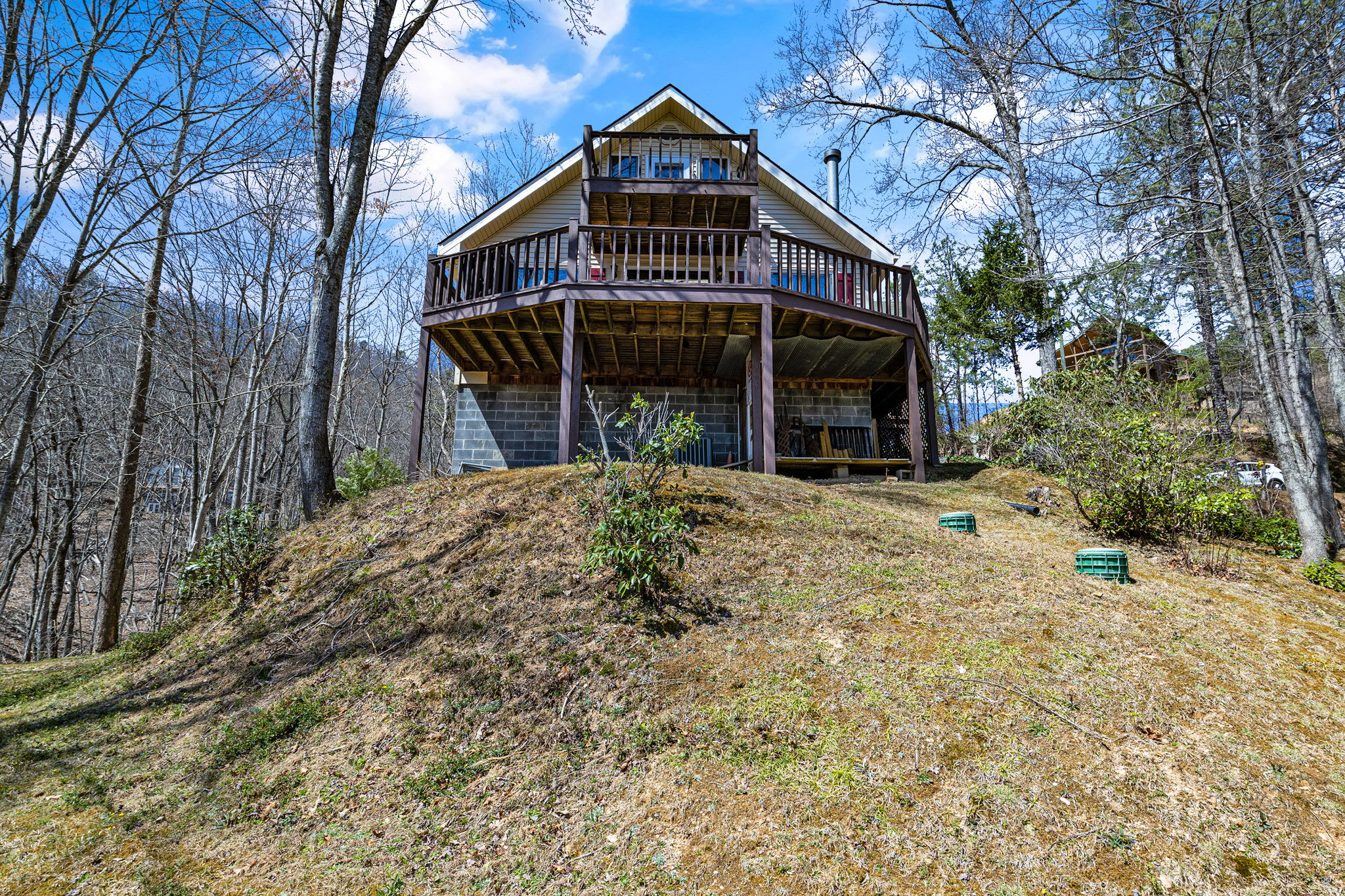 Sevierville, Tennessee, 37862, United States, 2 Bedrooms Bedrooms, ,3 BathroomsBathrooms,Residential,For Sale,1977968