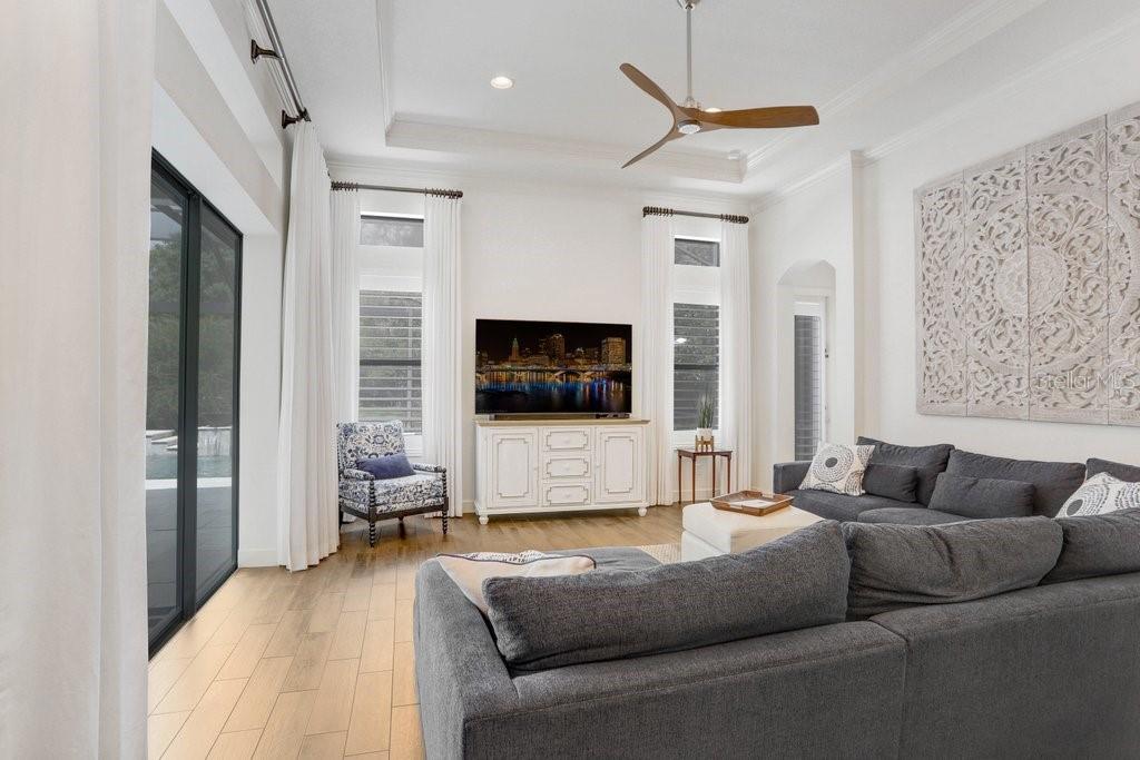Tampa, Florida, 33626, United States, 4 Bedrooms Bedrooms, ,4 BathroomsBathrooms,Residential,For Sale,1827549