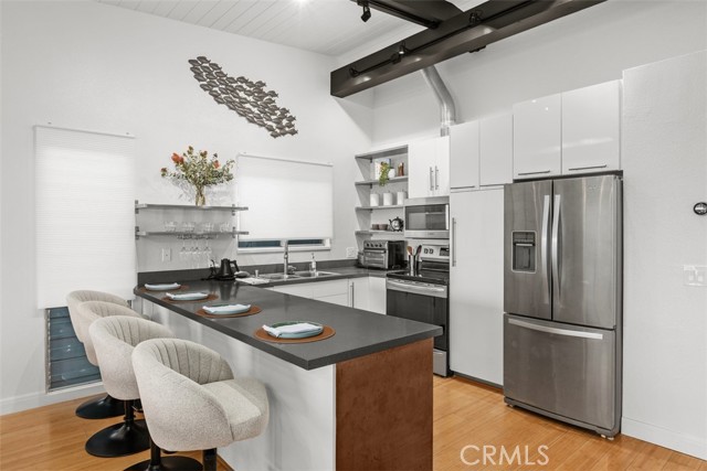 San Diego, California, 92109, United States, 4 Bedrooms Bedrooms, ,3 BathroomsBathrooms,Residential,For Sale,1974655