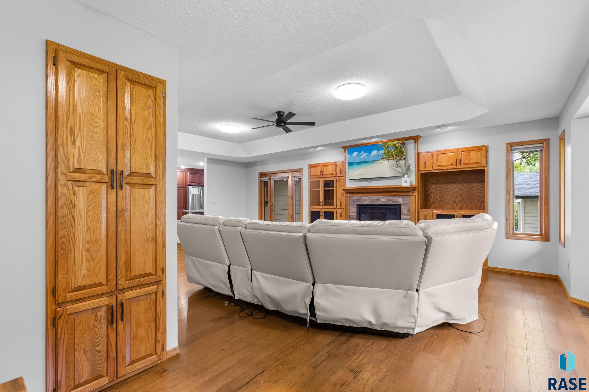 Harrisburg, South Dakota, 57032, United States, 5 Bedrooms Bedrooms, ,1 BathroomBathrooms,Residential,For Sale,1917762