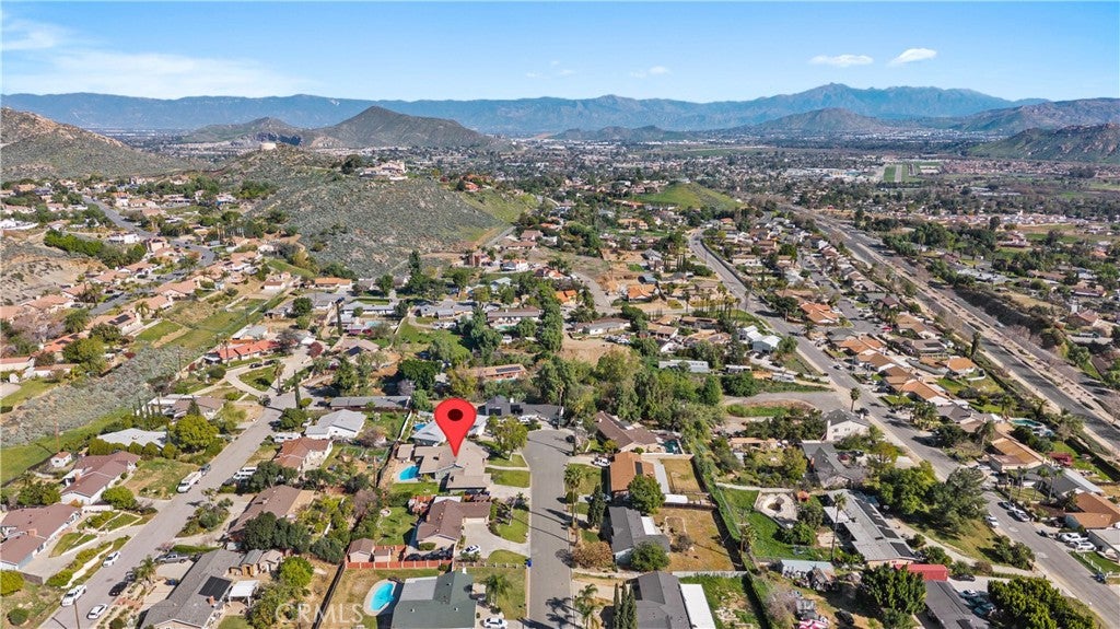 Jurupa Valley, California, 92509, United States, 4 Bedrooms Bedrooms, ,3 BathroomsBathrooms,Residential,For Sale,2012120