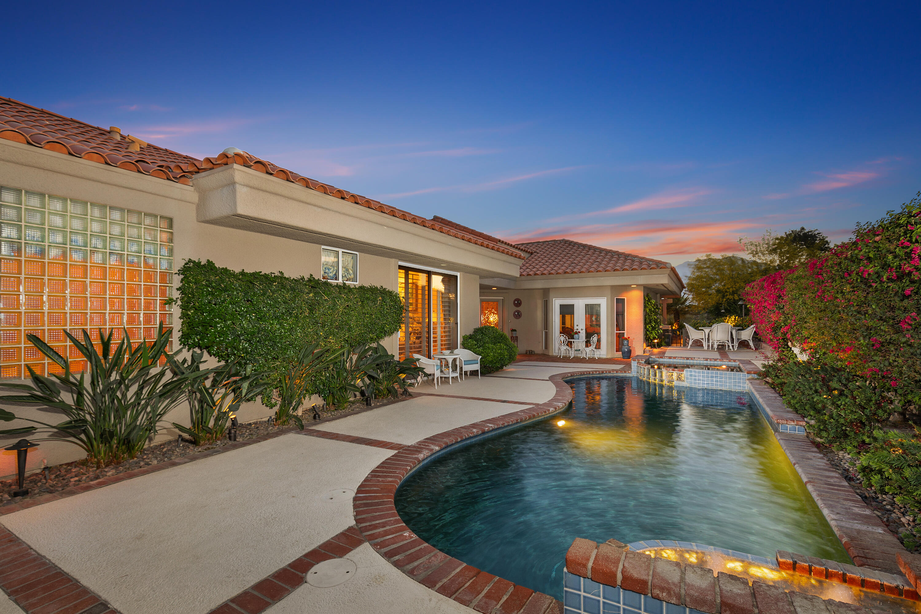 Rancho Mirage, California, 92270, United States, 4 Bedrooms Bedrooms, ,3 BathroomsBathrooms,Residential,For Sale,1918147