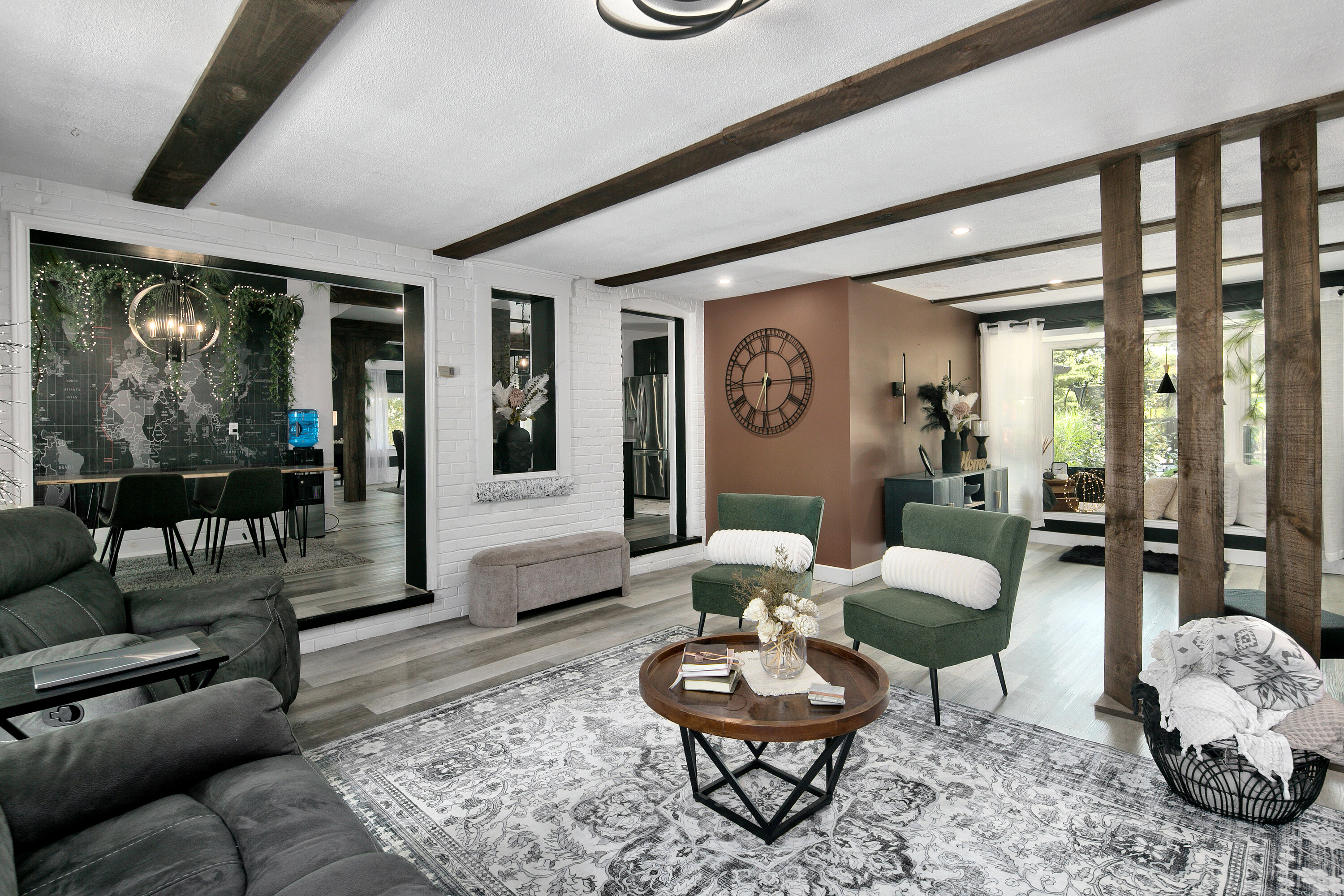  Charming Century Home - 物件實景