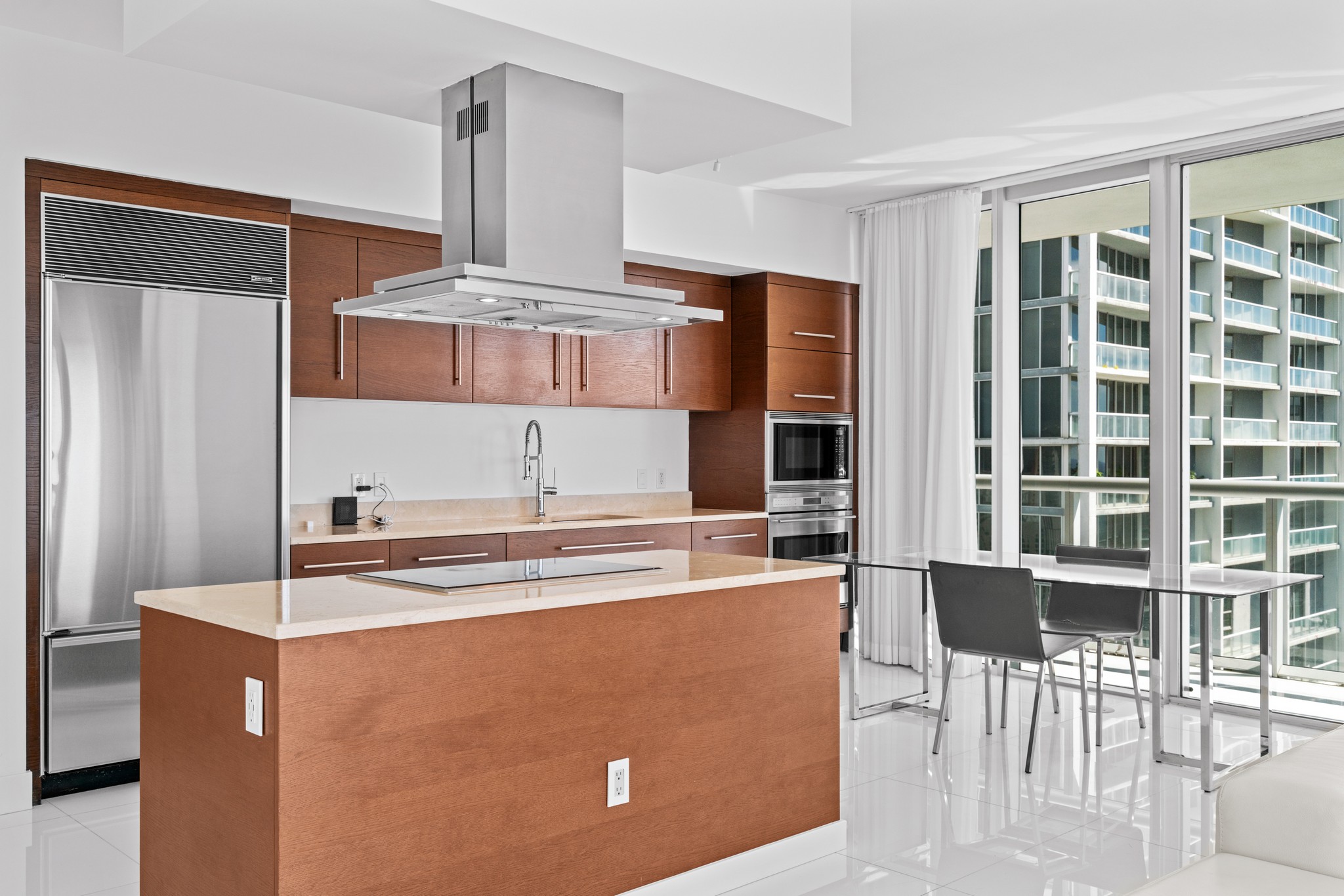  485 Brickell Ave, Miami, FL, 33131 - 物件實景