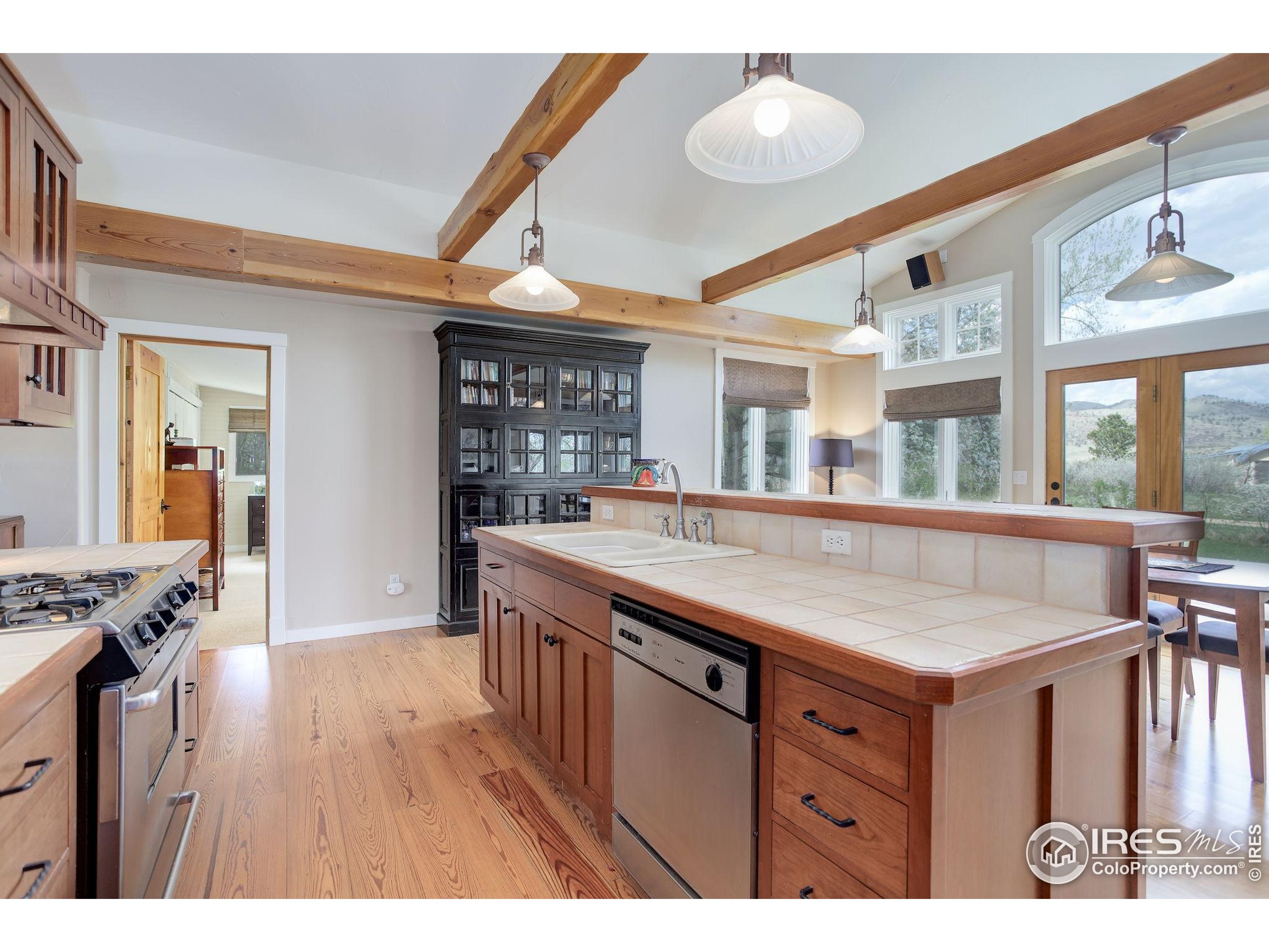 Boulder, Colorado, 80301, United States, 3 Bedrooms Bedrooms, ,1 BathroomBathrooms,Residential,For Sale,1925379