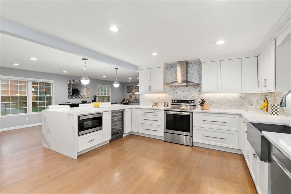 Sharon, Massachusetts, 02067, United States, 4 Bedrooms Bedrooms, ,3 BathroomsBathrooms,Residential,For Sale,1988379