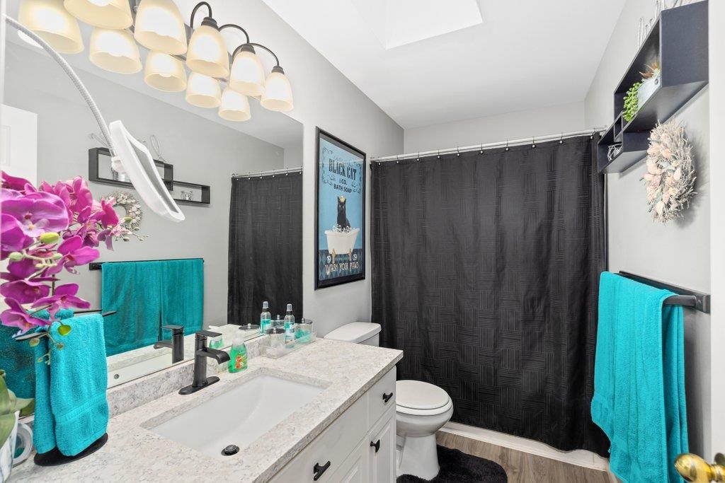 Veradale, Washington, 99037, United States, 6 Bedrooms Bedrooms, ,4 BathroomsBathrooms,Residential,For Sale,1986098