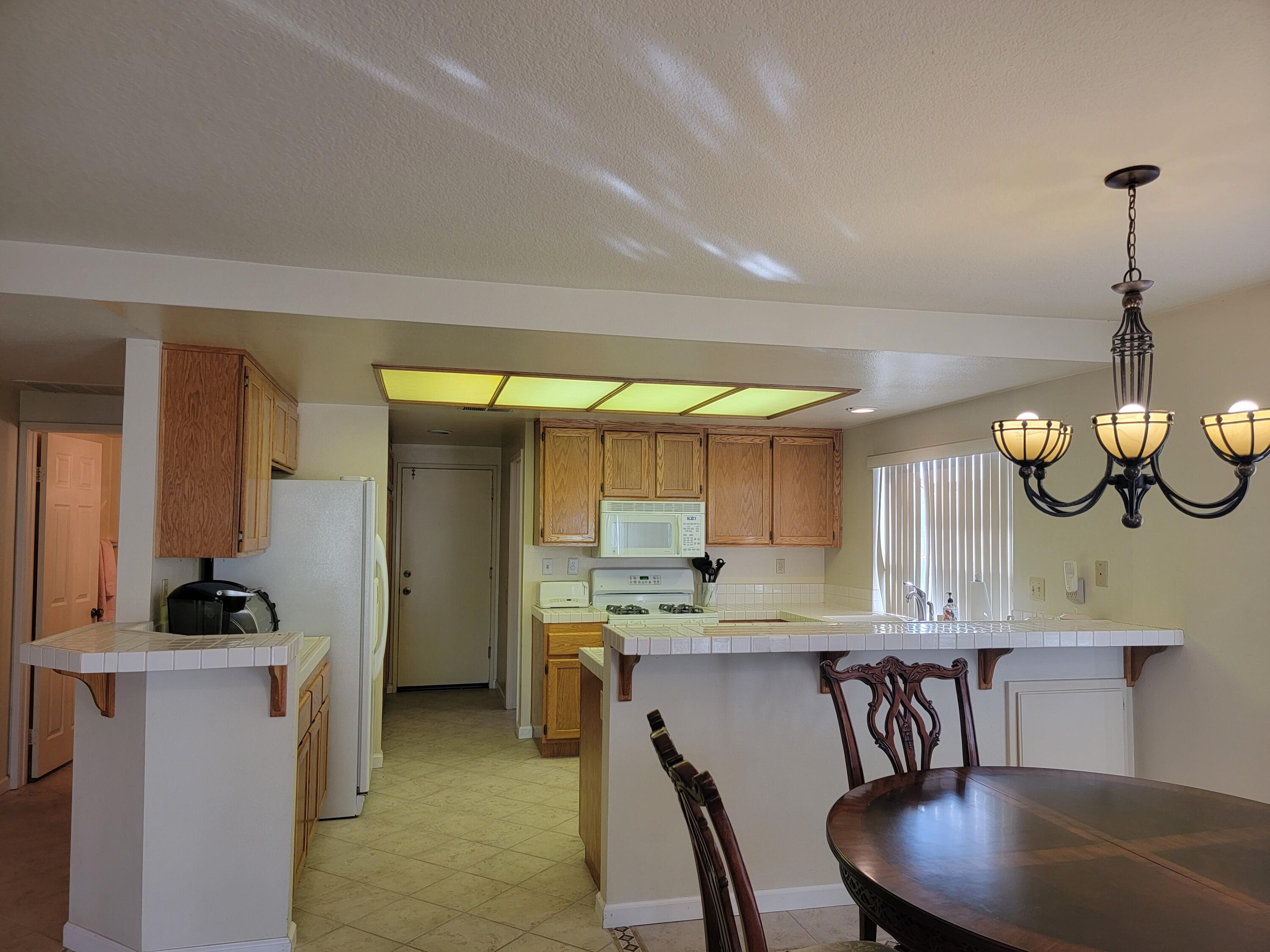 Lancaster, California, 93536, United States, 4 Bedrooms Bedrooms, ,3 BathroomsBathrooms,Residential,For Sale,2040565