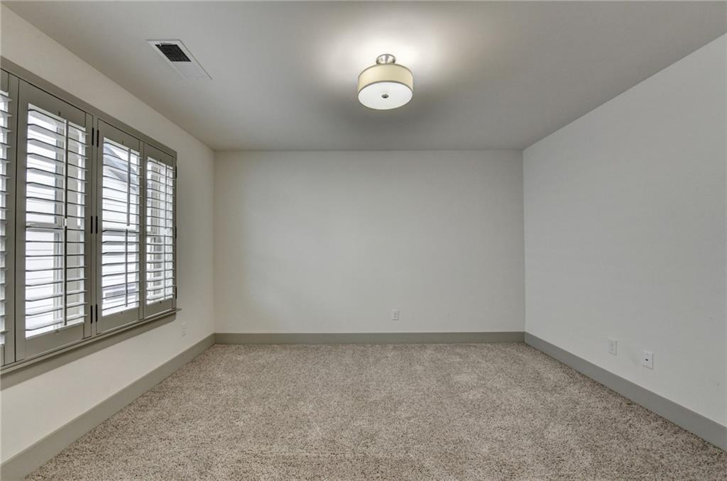 Holly Springs, Georgia, 30115, United States, 3 Bedrooms Bedrooms, ,3 BathroomsBathrooms,Residential,For Sale,1943463