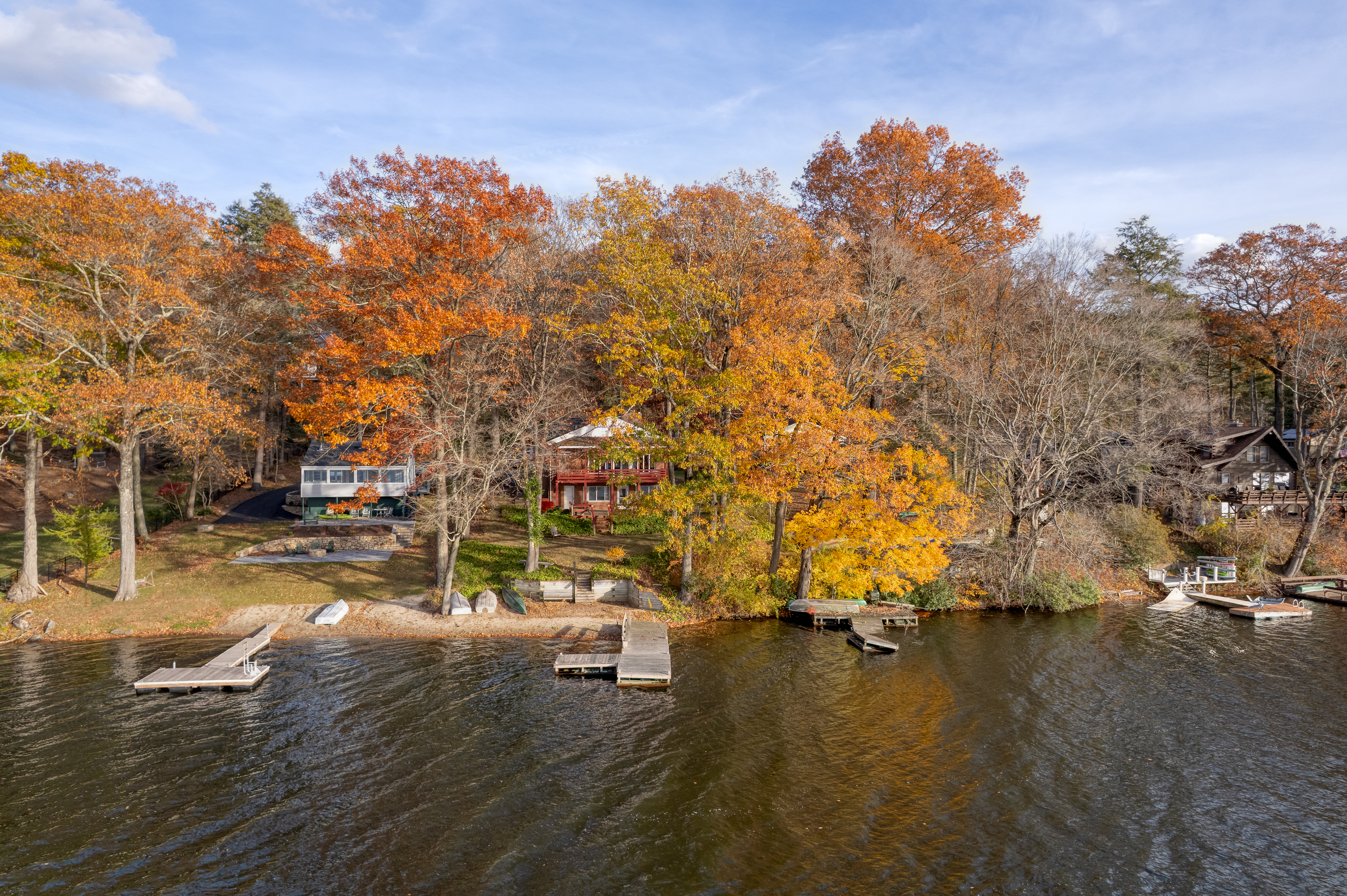Guilford, Connecticut, 06437, United States, 3 Bedrooms Bedrooms, ,2 BathroomsBathrooms,Residential,For Sale,1994597