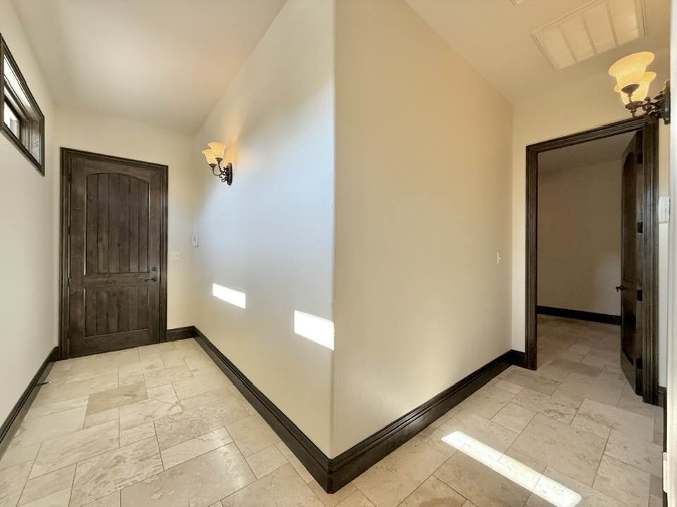 Carlsbad, New Mexico, 88220, United States, 4 Bedrooms Bedrooms, ,6 BathroomsBathrooms,Residential,For Sale,1974885