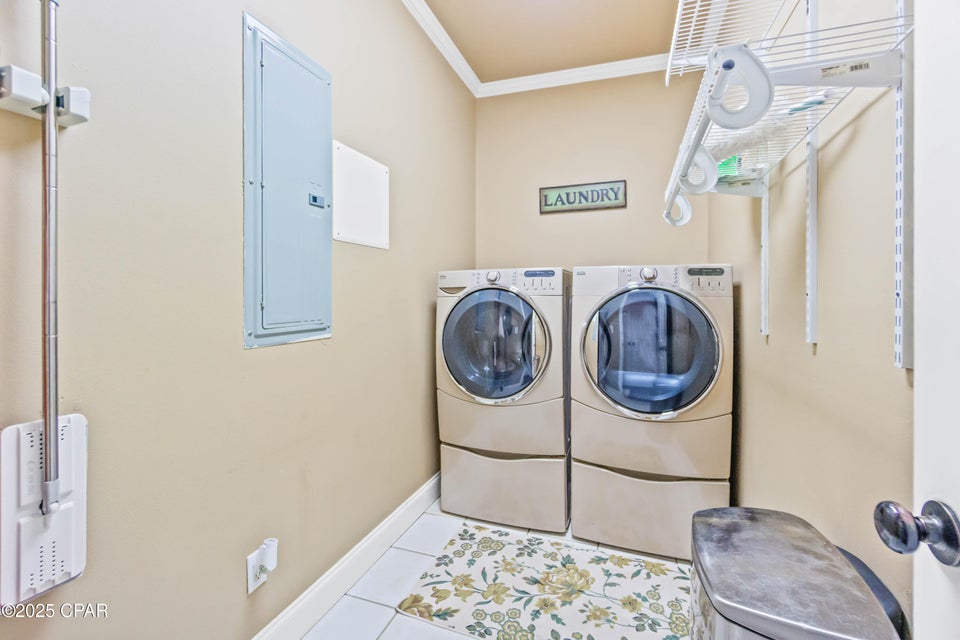 Malone, Florida, 32445, United States, 3 Bedrooms Bedrooms, ,3 BathroomsBathrooms,Residential,For Sale,1974883