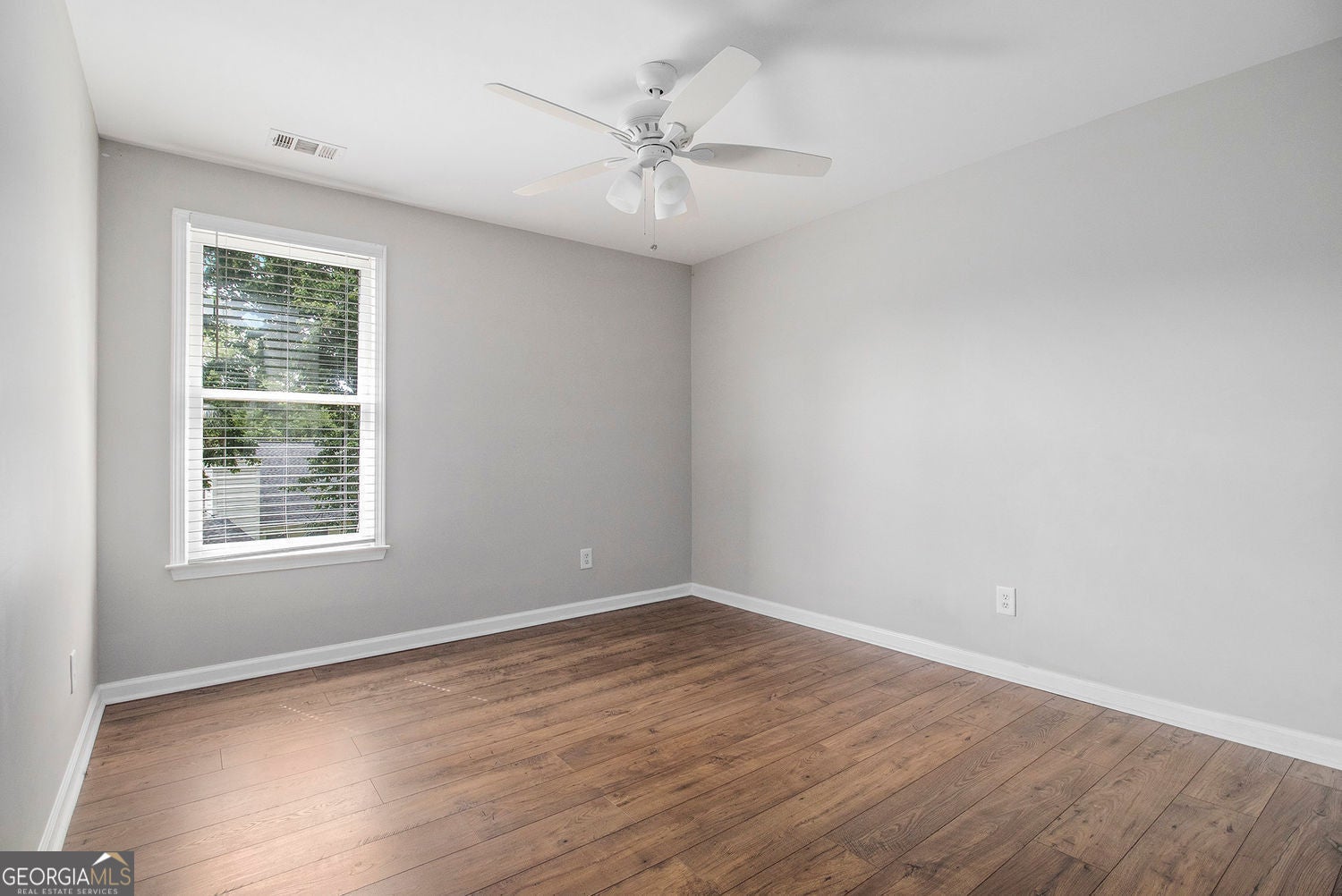 Johns Creek, Georgia, 30005, United States, 7 Bedrooms Bedrooms, ,5 BathroomsBathrooms,Residential,For Sale,1951994