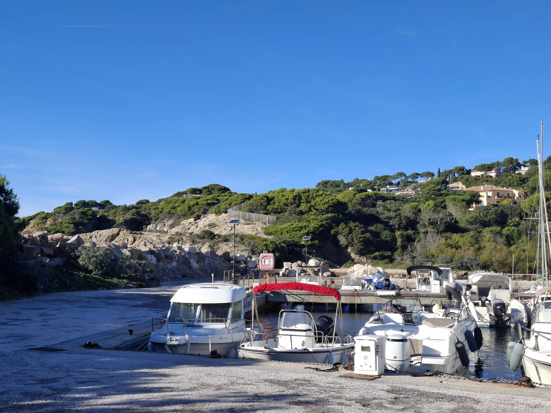 Hyères, Provence-Alpes-Côte d’Azur, 83400, FR, 3 Bedrooms Bedrooms, ,3 BathroomsBathrooms,Residential,For Sale,1987881