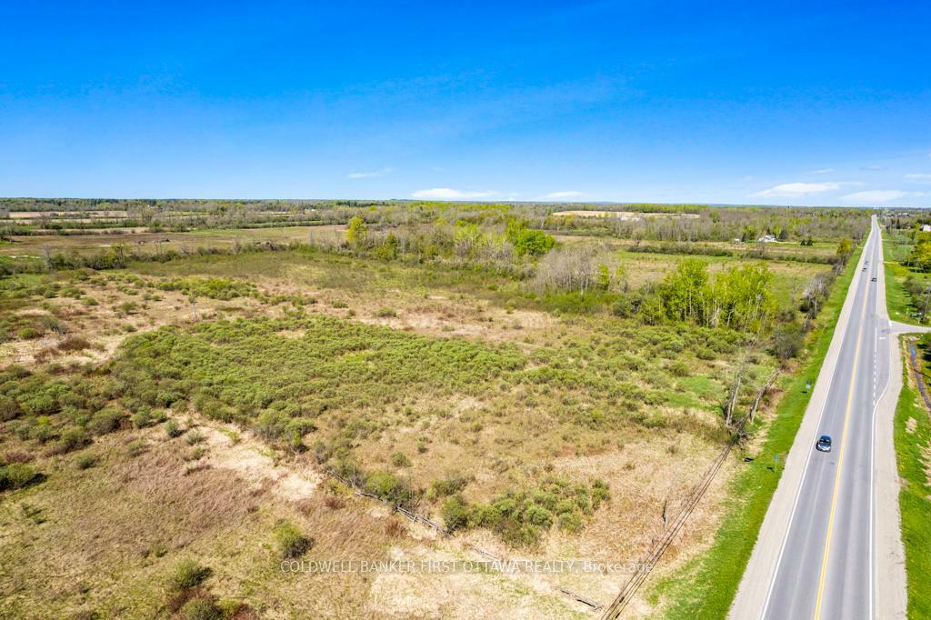 TAY VALLEY, Ontario, K7H 3C9, CA, ,Residential,For Sale,1865372