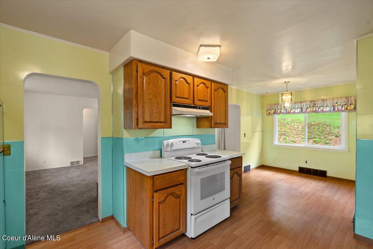 Wallace, Idaho, 83873, United States, 3 Bedrooms Bedrooms, ,1 BathroomBathrooms,Residential,For Sale,1984210