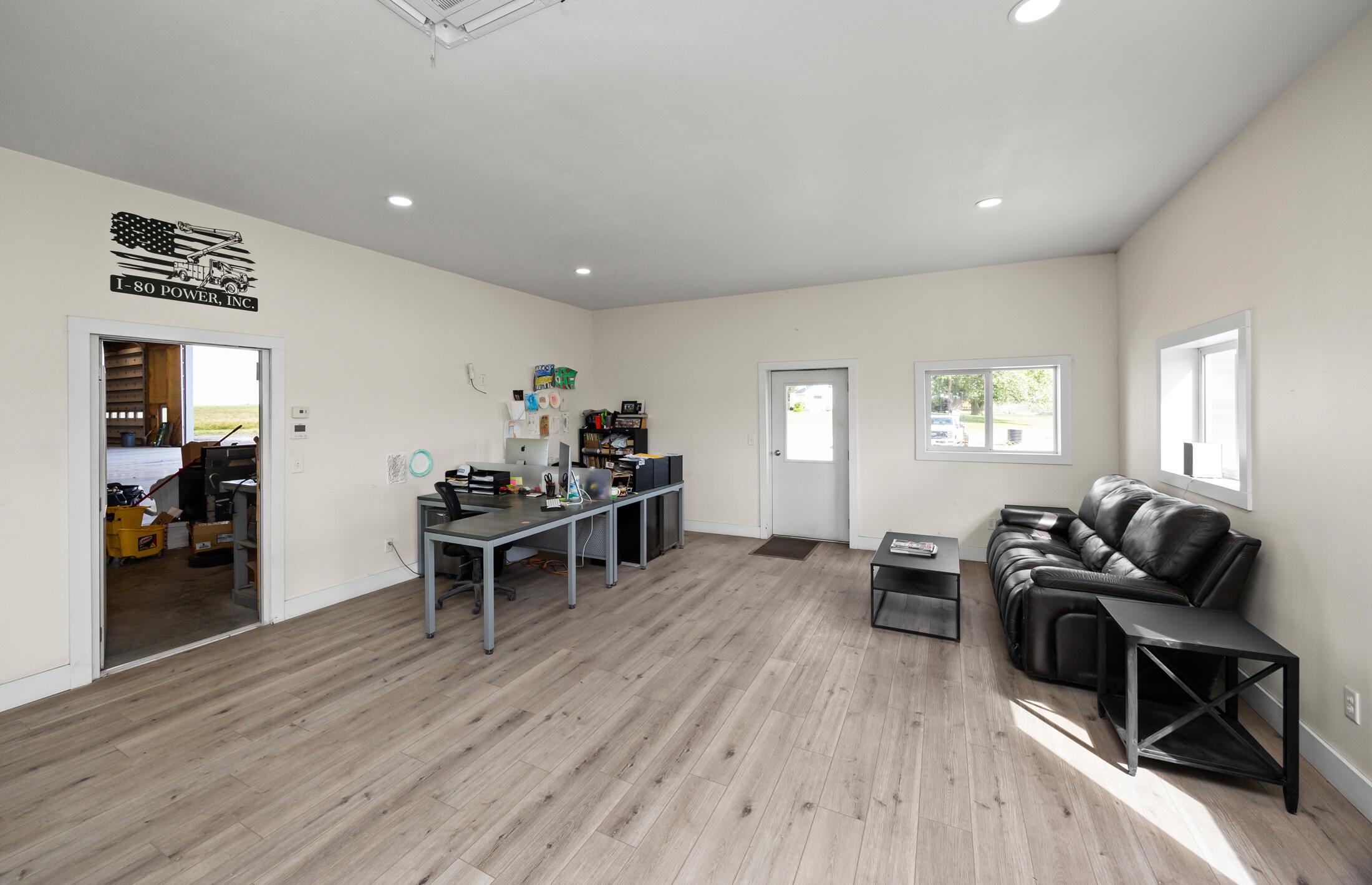 Madrid, Iowa, 50156, United States, 6 Bedrooms Bedrooms, ,5 BathroomsBathrooms,Residential,For Sale,1974254