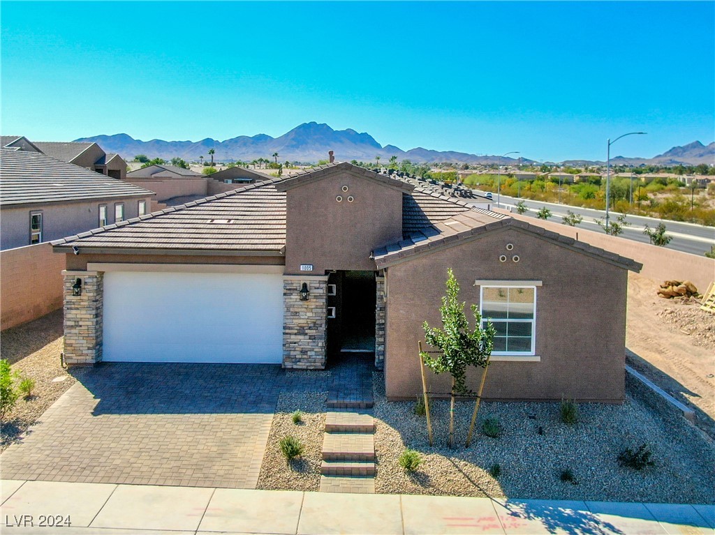 1005 Warsaw Avenue, Henderson, Nevada, 89015, United States, 4 Bedrooms Bedrooms, ,3 BathroomsBathrooms,Residential,For Sale,1005 Warsaw Avenue,1660795
