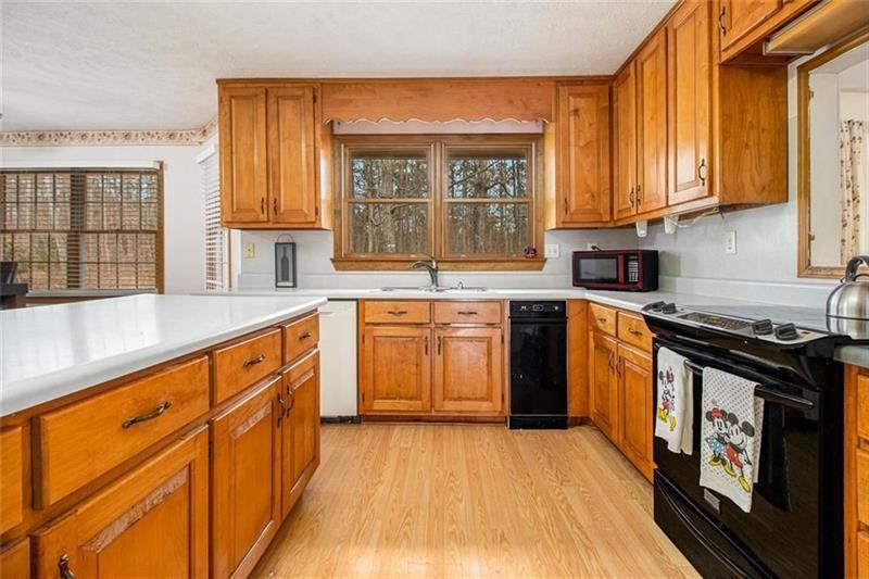 Hampton, Georgia, 30228, United States, 6 Bedrooms Bedrooms, ,6 BathroomsBathrooms,Residential,For Sale,2018097