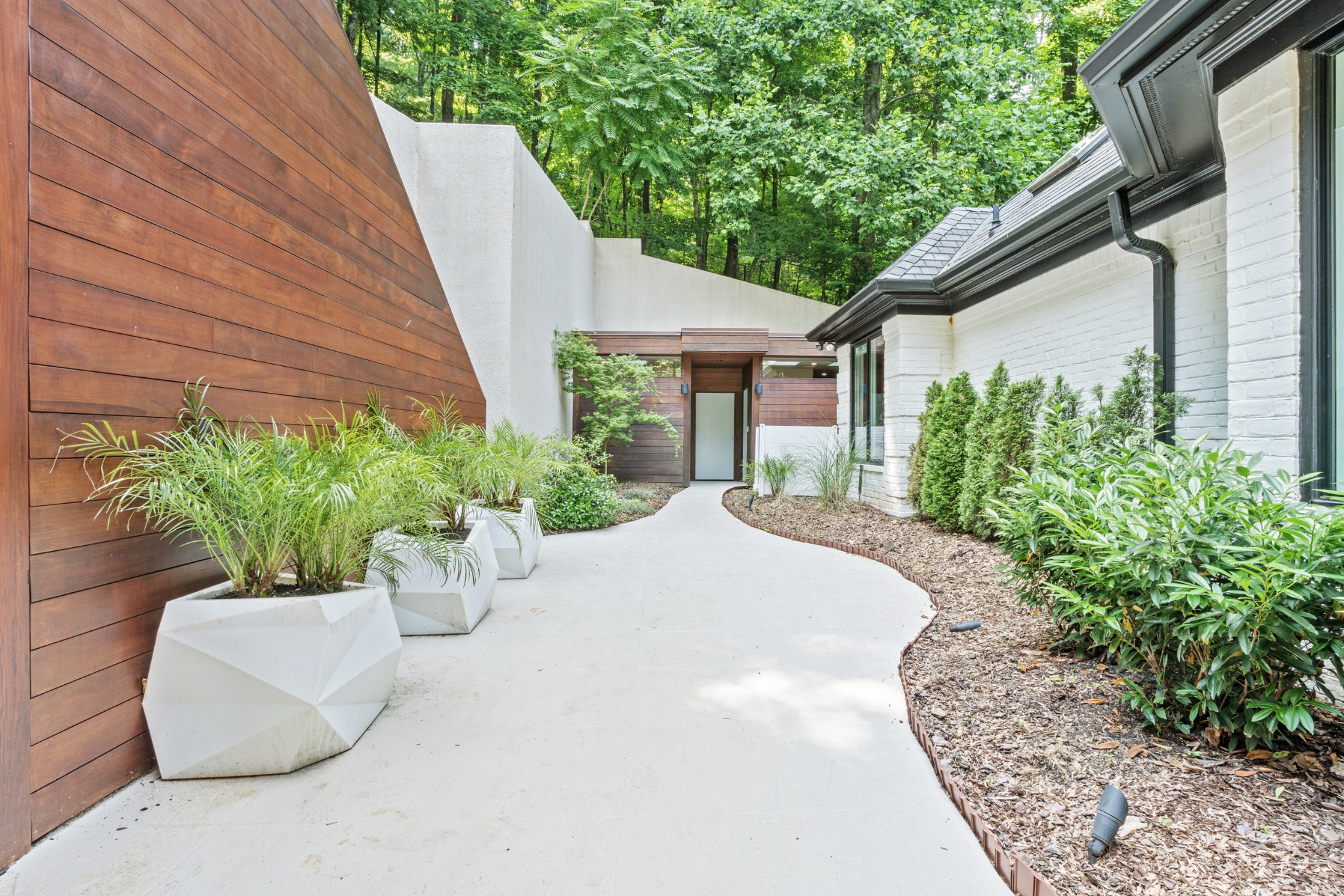 Nashville, Tennessee, 37215, United States, 5 Bedrooms Bedrooms, ,11 BathroomsBathrooms,Residential,For Sale,1997192