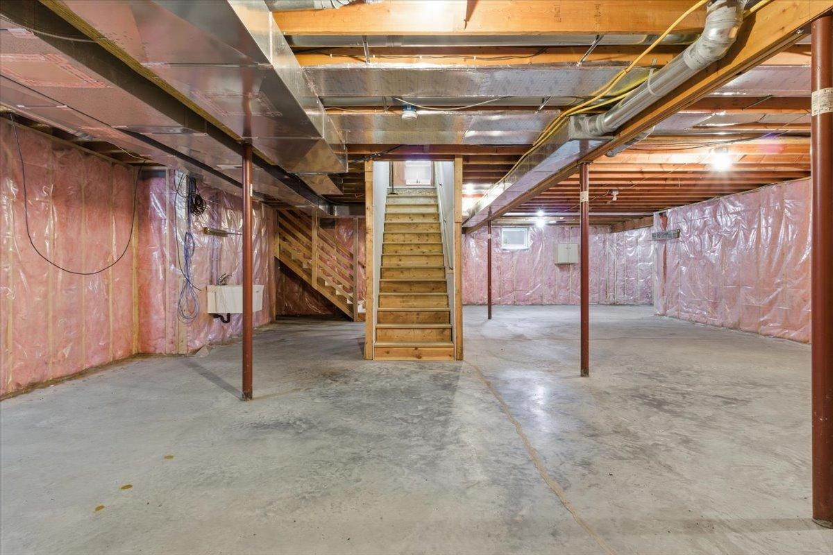 New Richmond, Wisconsin, 54017, United States, 4 Bedrooms Bedrooms, ,1 BathroomBathrooms,Residential,For Sale,1985079