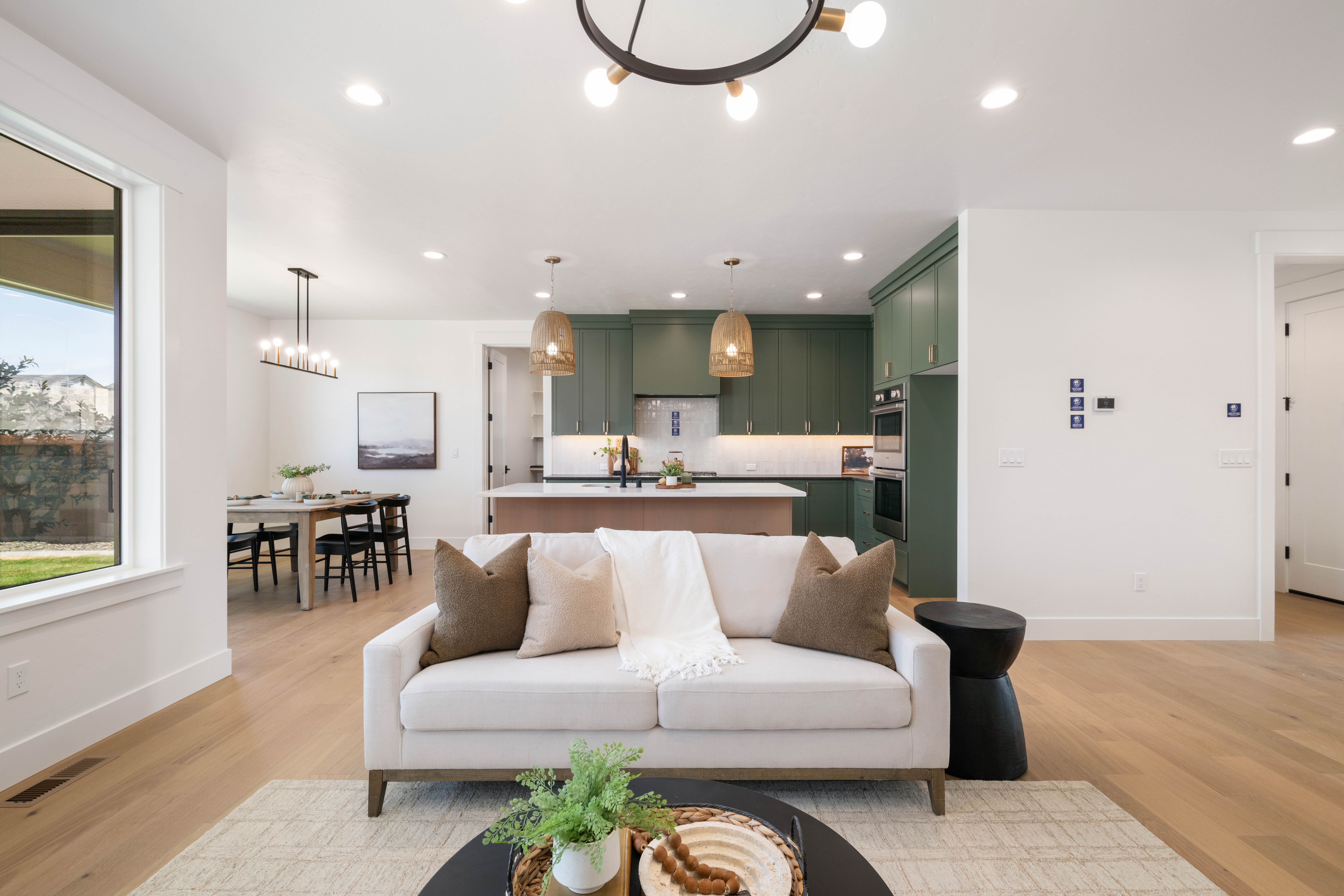  5-Bedroom Home with a Dream Garage in Siena Hills - 物件實景