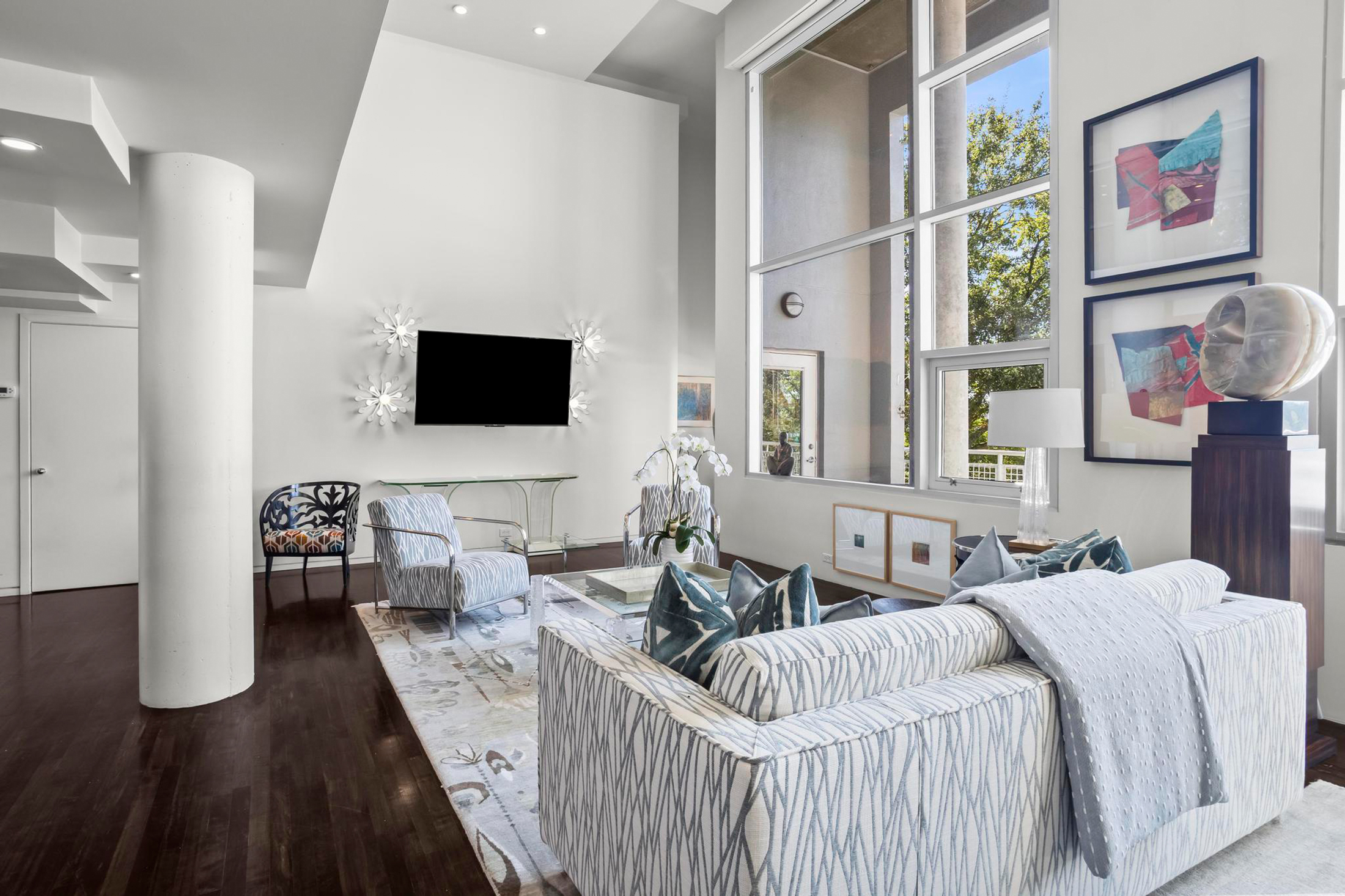  Remarkable Two-Story Loft with Skyline Views - 物件實景