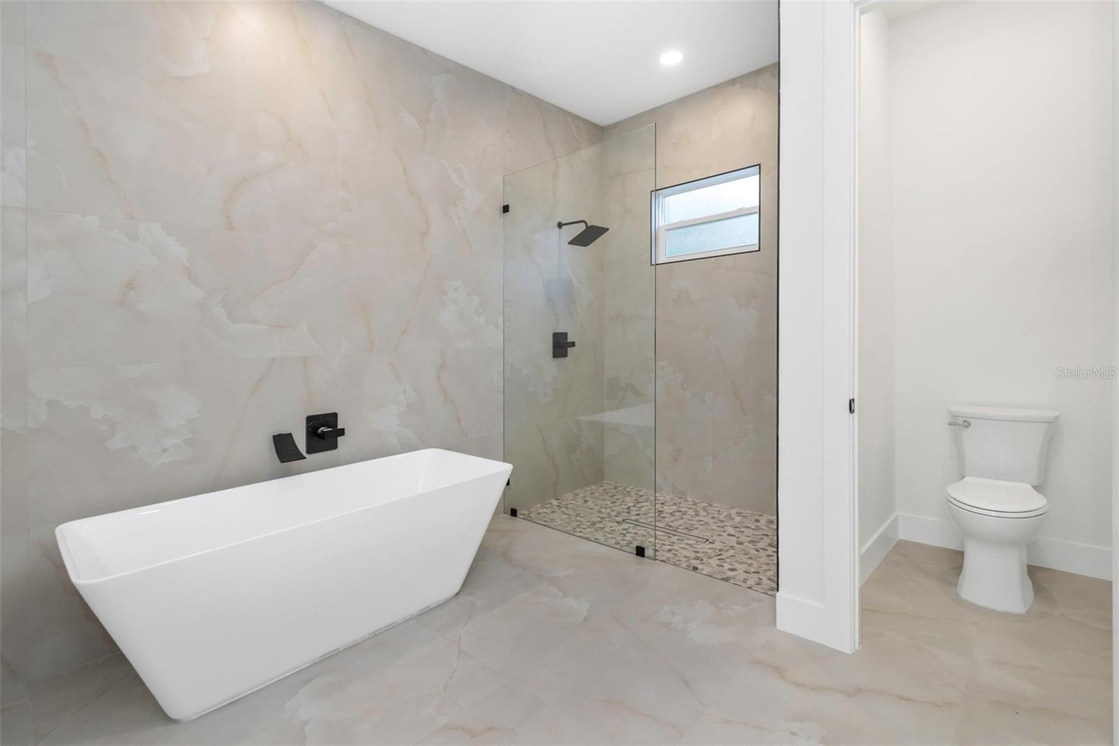 ST PETERSBURG, Florida, 33714, United States, 4 Bedrooms Bedrooms, ,3 BathroomsBathrooms,Residential,For Sale,2022051