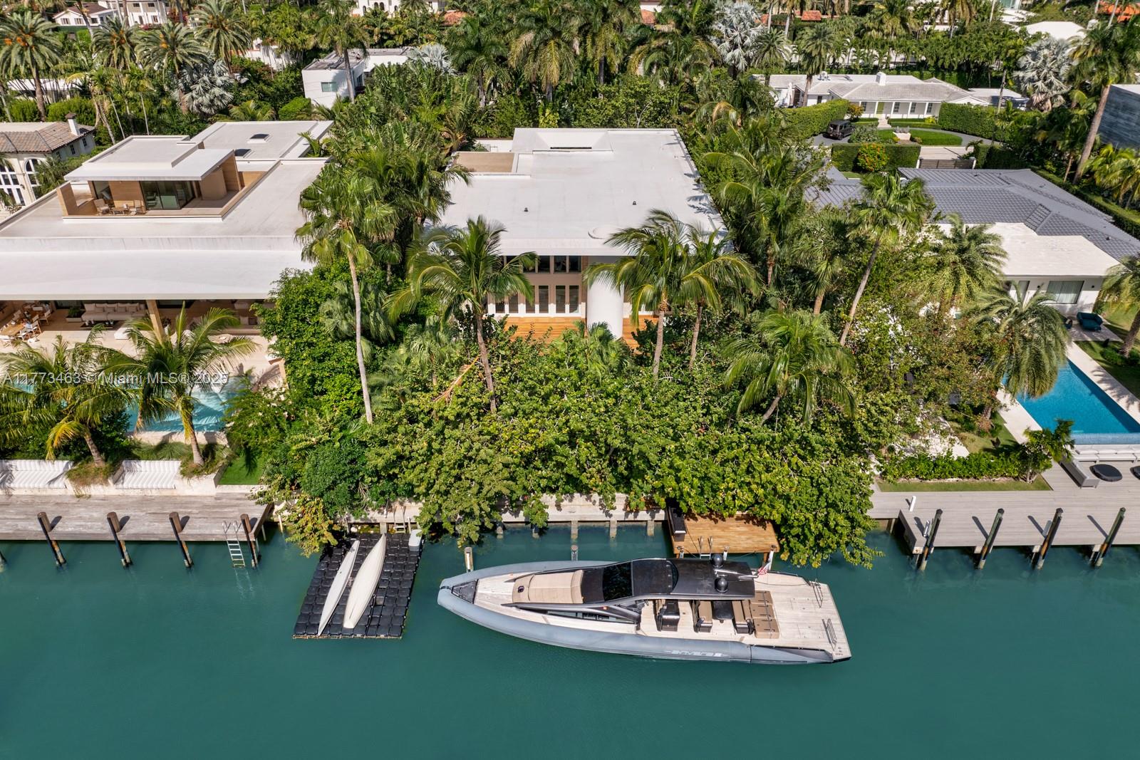 Miami Beach, Florida, 33140, United States, 6 Bedrooms Bedrooms, ,7 BathroomsBathrooms,Residential,For Sale,1759763