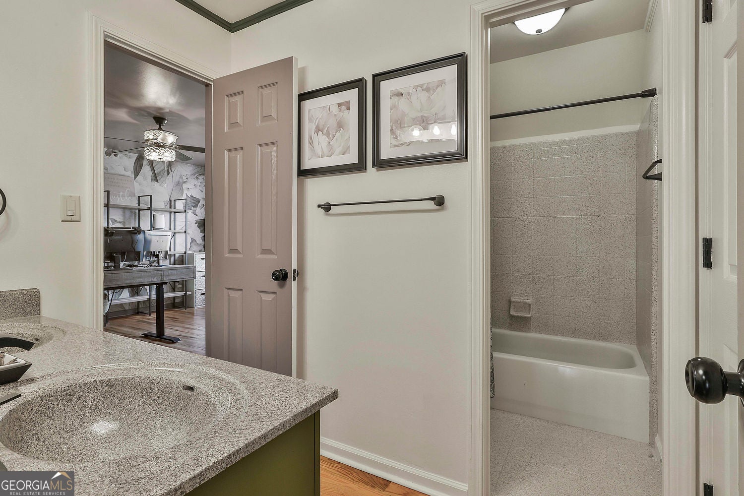 Tyrone, Georgia, 30290, United States, 4 Bedrooms Bedrooms, ,4 BathroomsBathrooms,Residential,For Sale,1922559