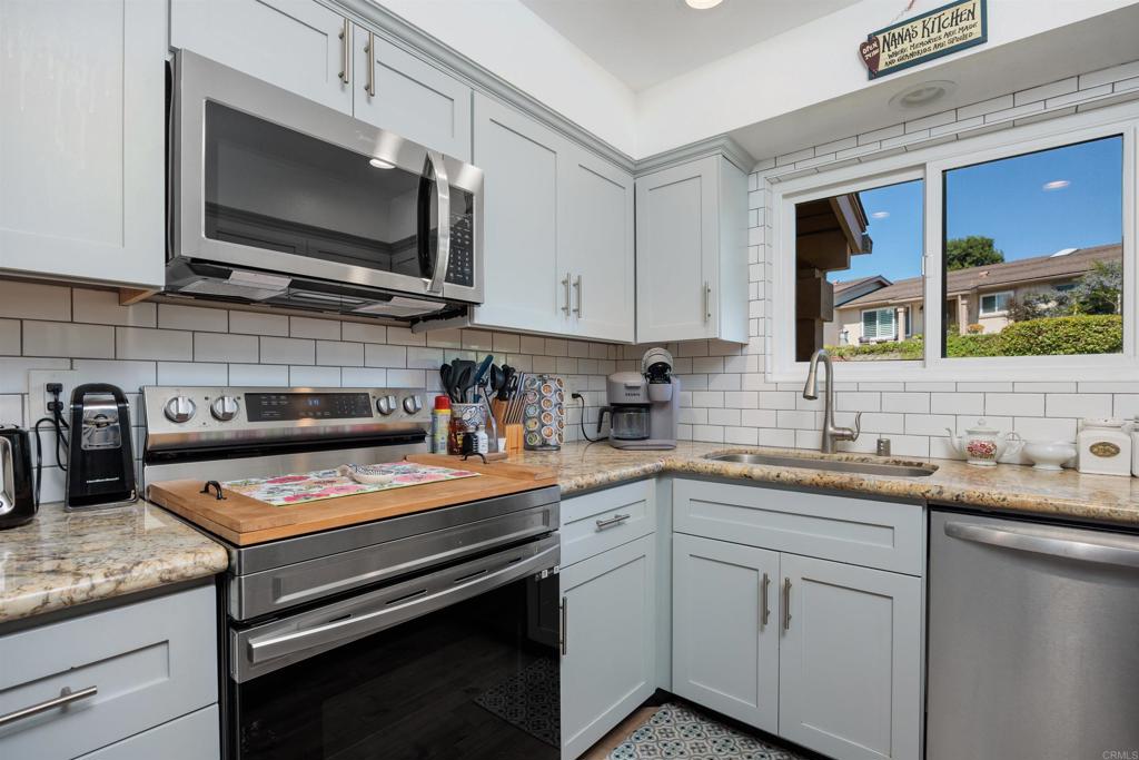 Oceanside, California, 92057, United States, 2 Bedrooms Bedrooms, ,1 BathroomBathrooms,Residential,For Sale,1919861