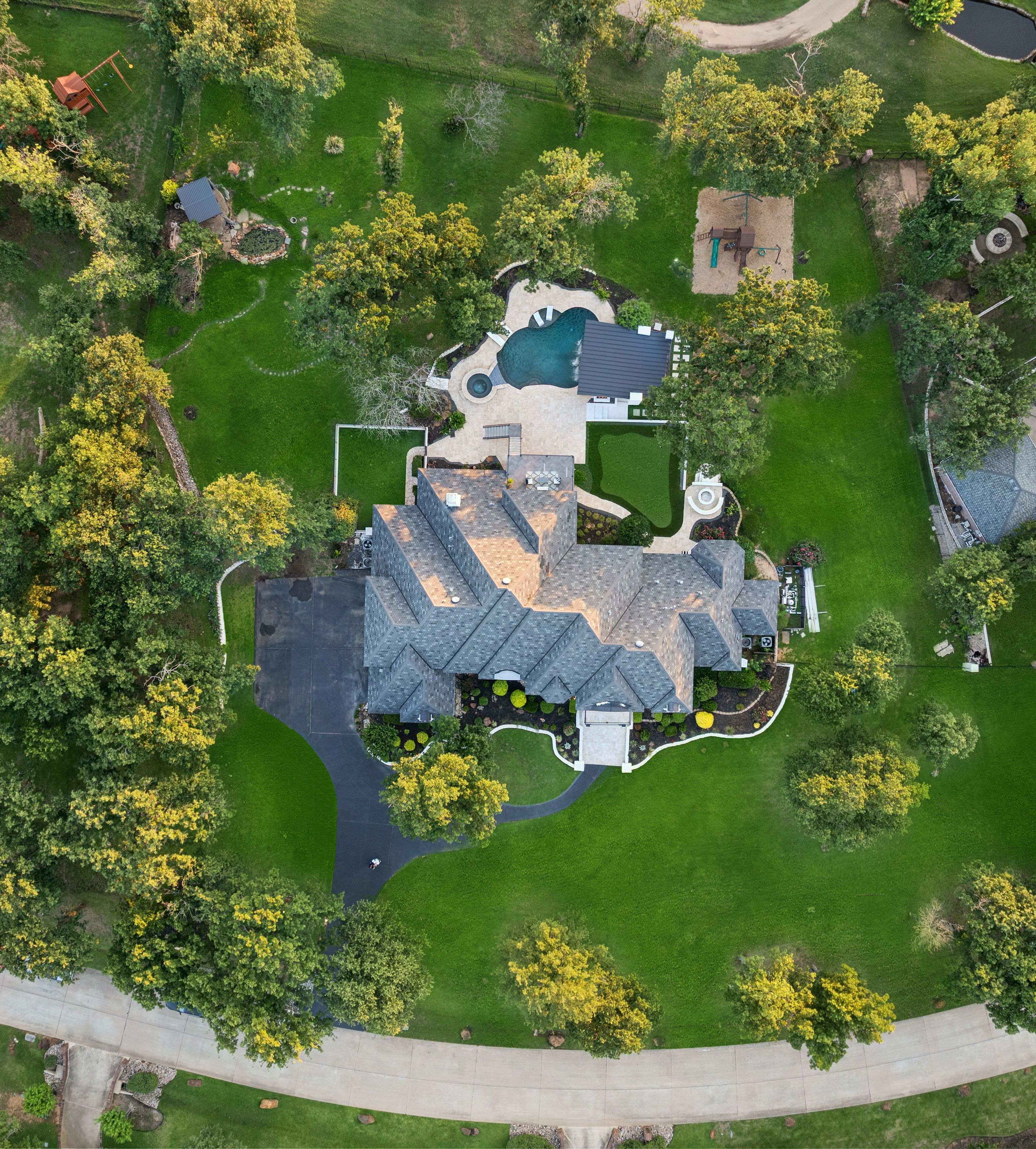  6001 Pine Valley Drive - 物件實景