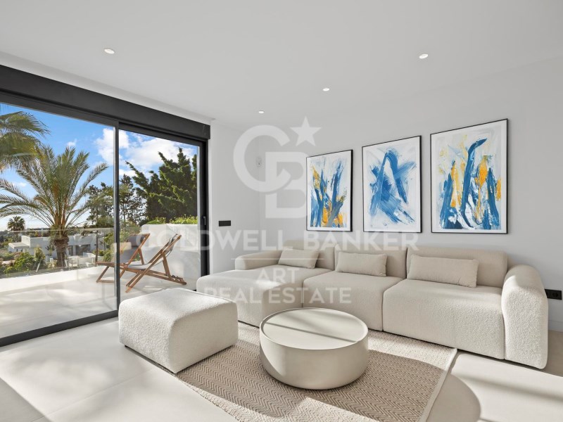 Estepona, Andalusia, ES, 4 Bedrooms Bedrooms, ,4 BathroomsBathrooms,Residential,For Sale,1744827