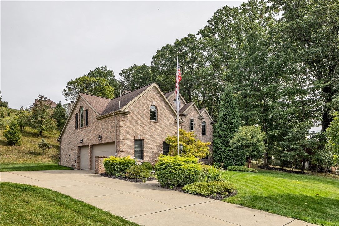 Peters Twp, Pennsylvania, 15317, United States, 4 Bedrooms Bedrooms, ,4 BathroomsBathrooms,Residential,For Sale,2002286